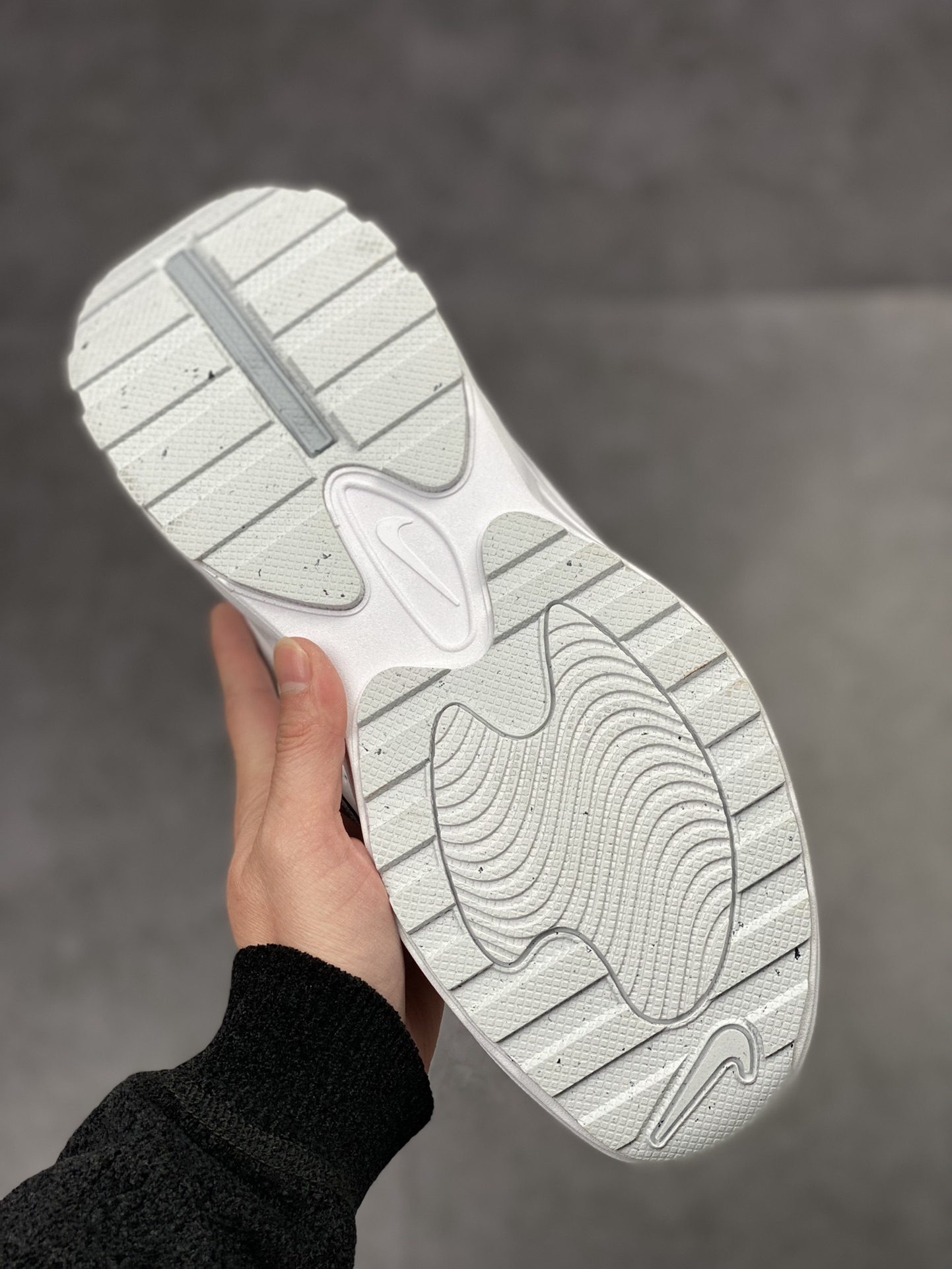 180 Nike Air Max Bliss 复古单品 DH5128-101
