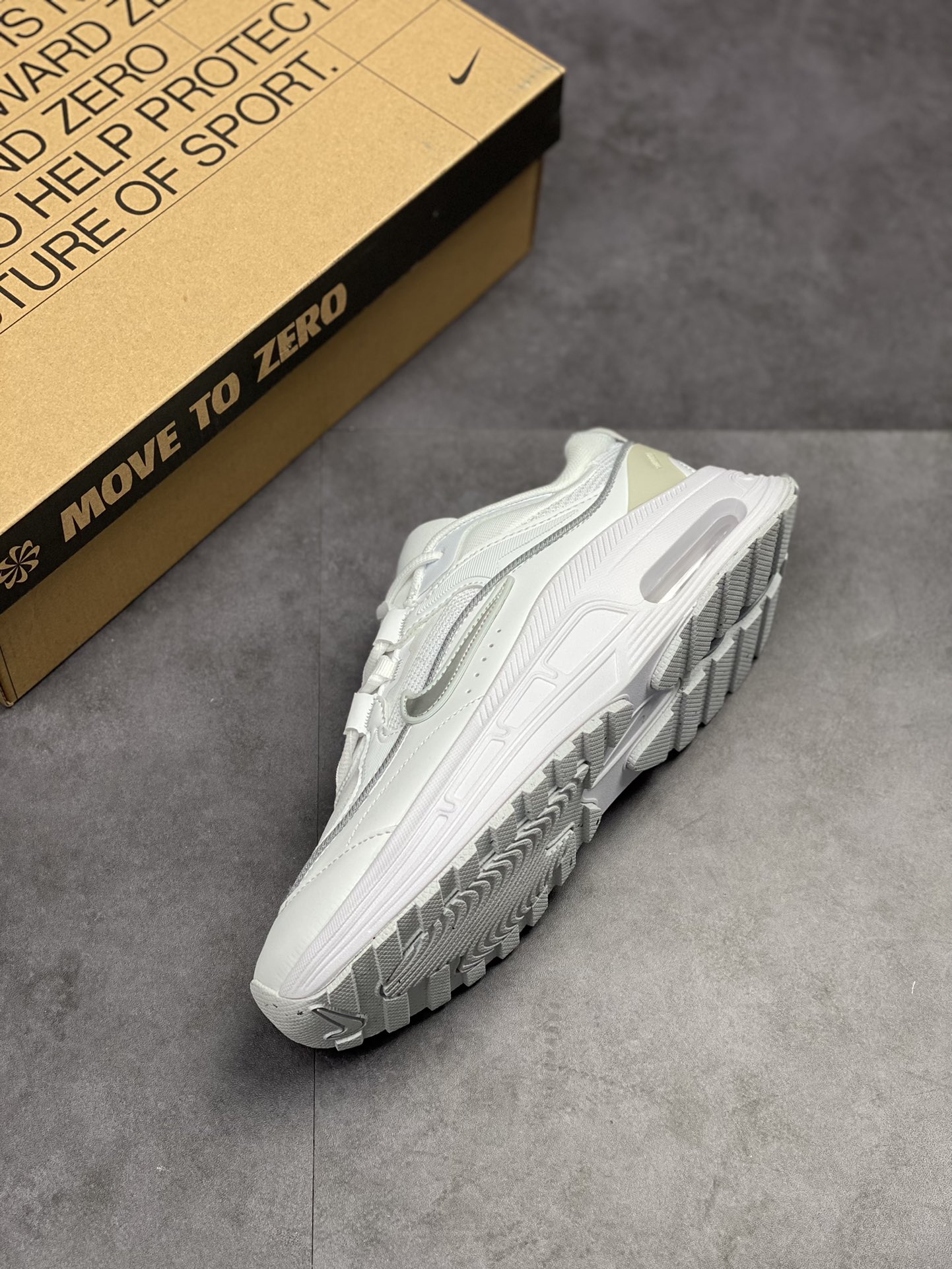 180 Nike Air Max Bliss 复古单品 DH5128-101