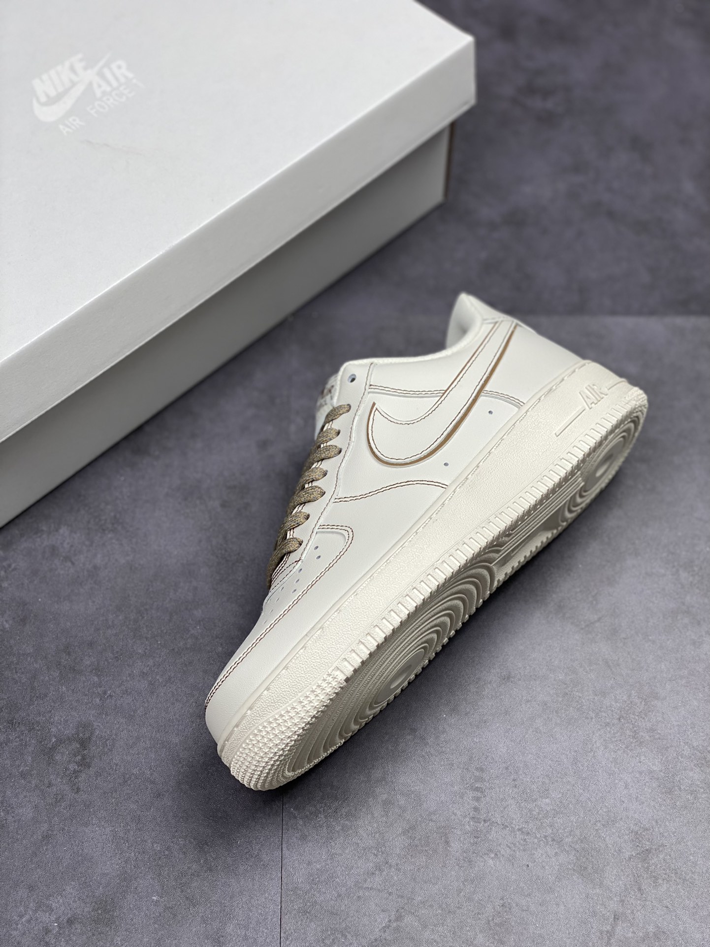200 Nike Air Force 1 Low 07 米金满天星 315122-808