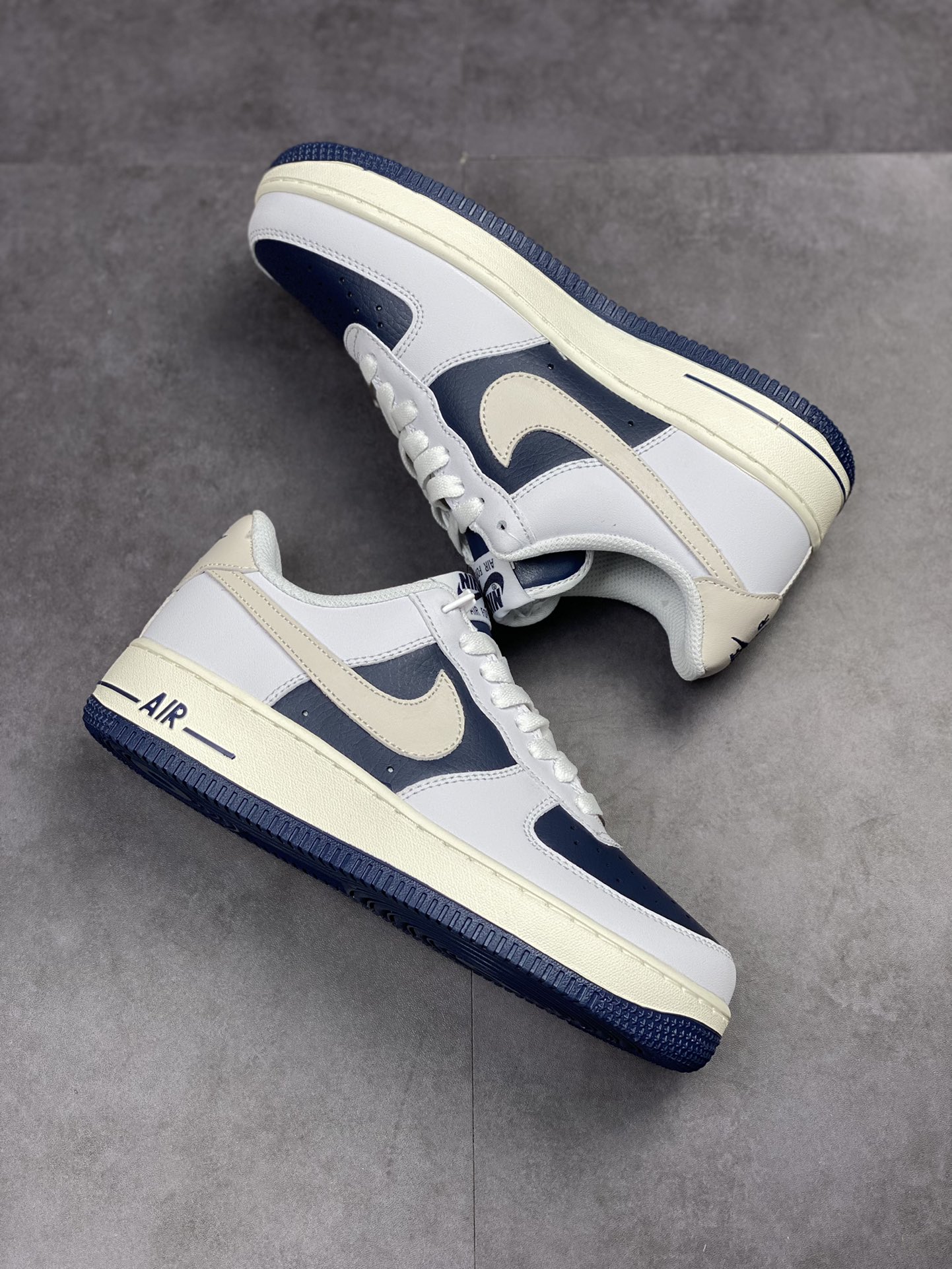 210 Nike Air Force 1 Low 07 米白蓝 DE0099-002