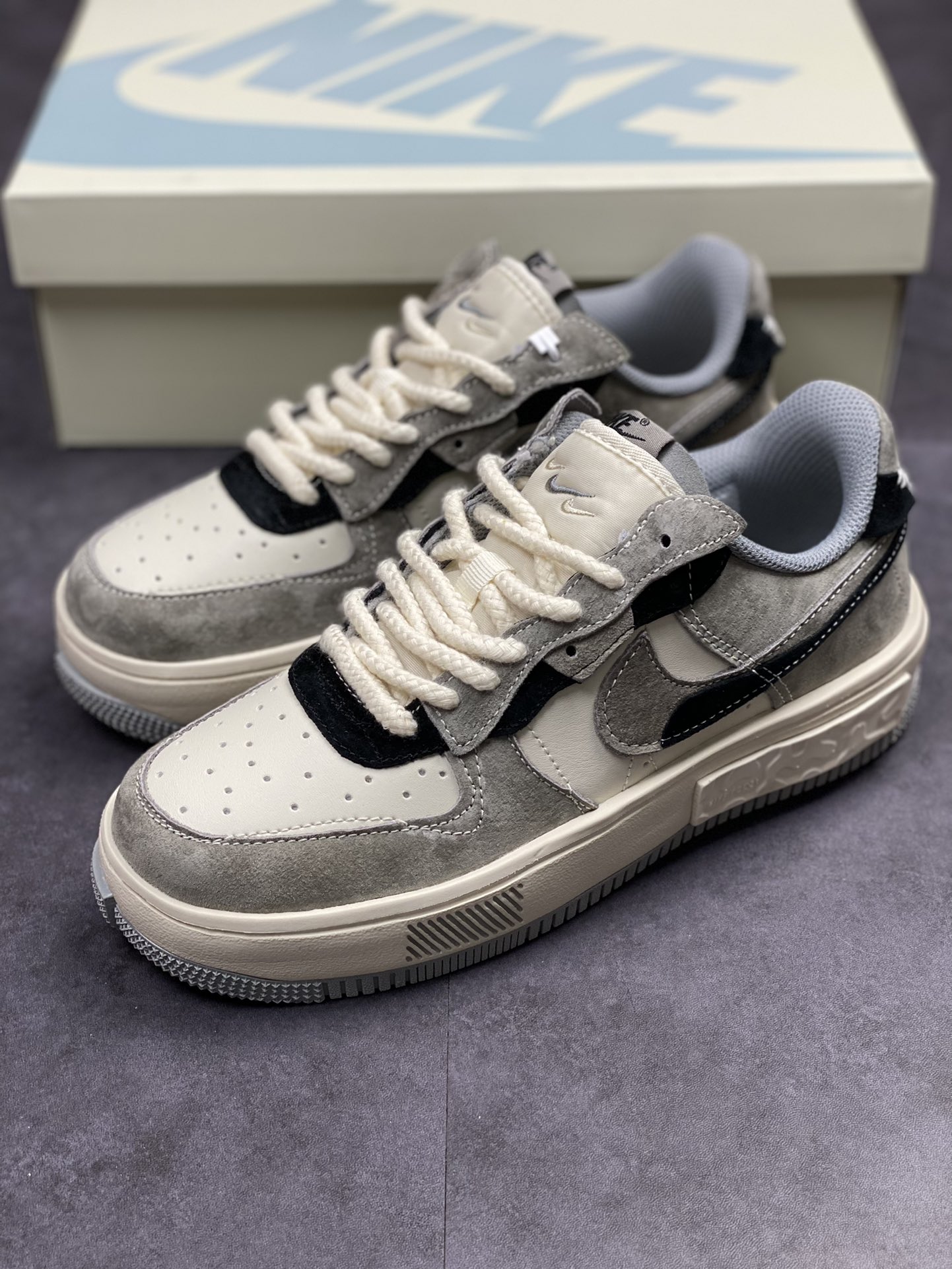 250 Nike Air Force 1 Fontanka 解构复古灰黑 CW6688-803