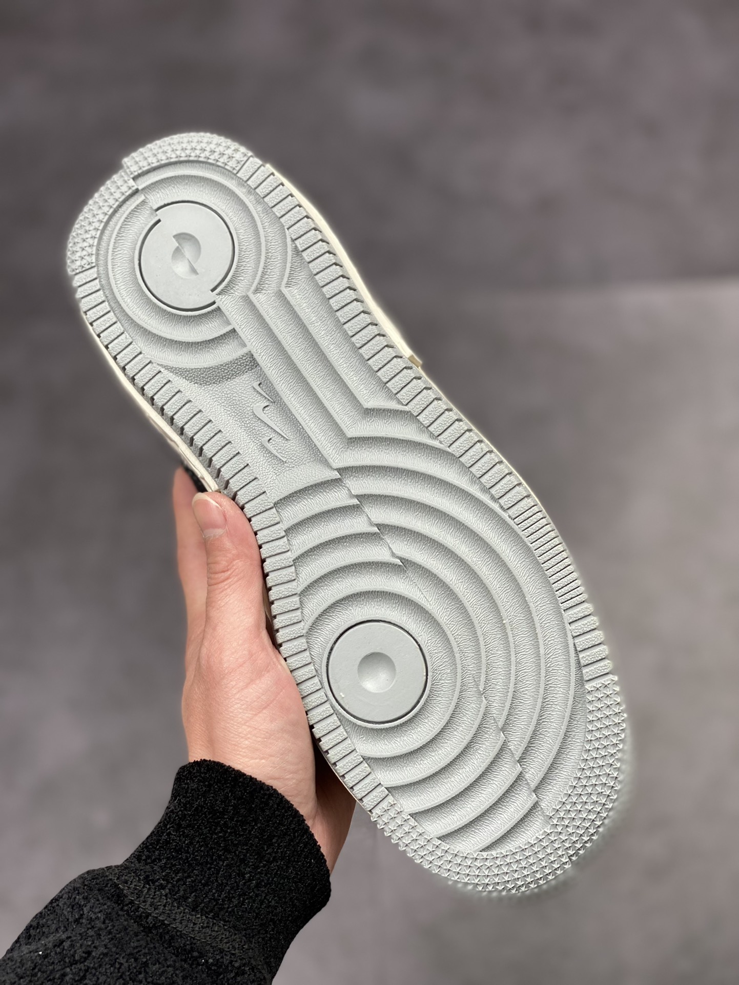 250 Nike Air Force 1 Fontanka 解构复古灰黑 CW6688-803