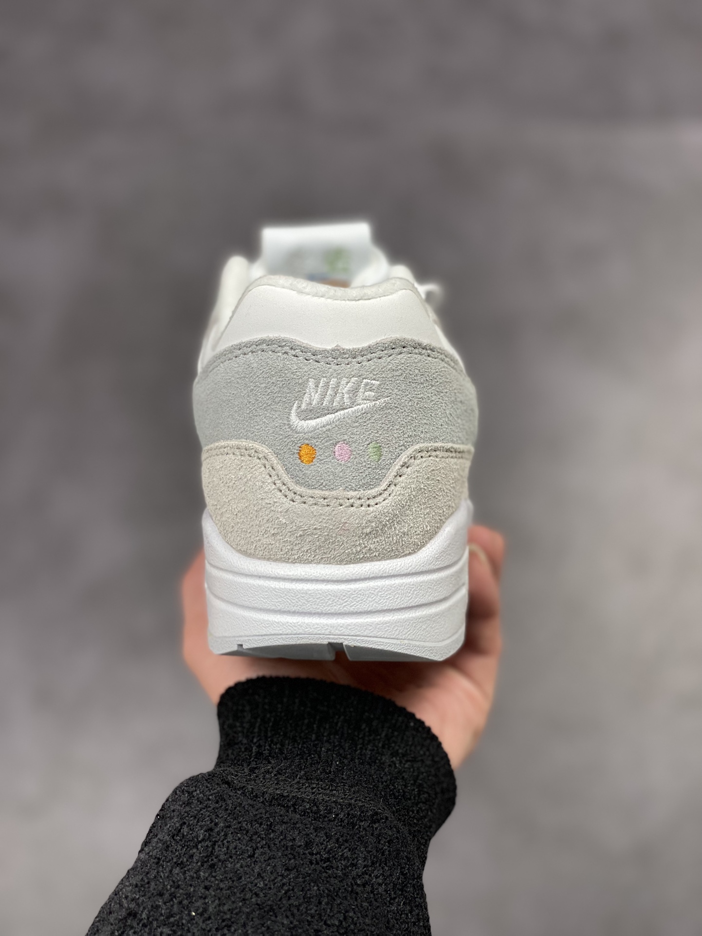 230 Nike Air Max 1 PRM 白灰 复古休闲跑步鞋 FB4959-121