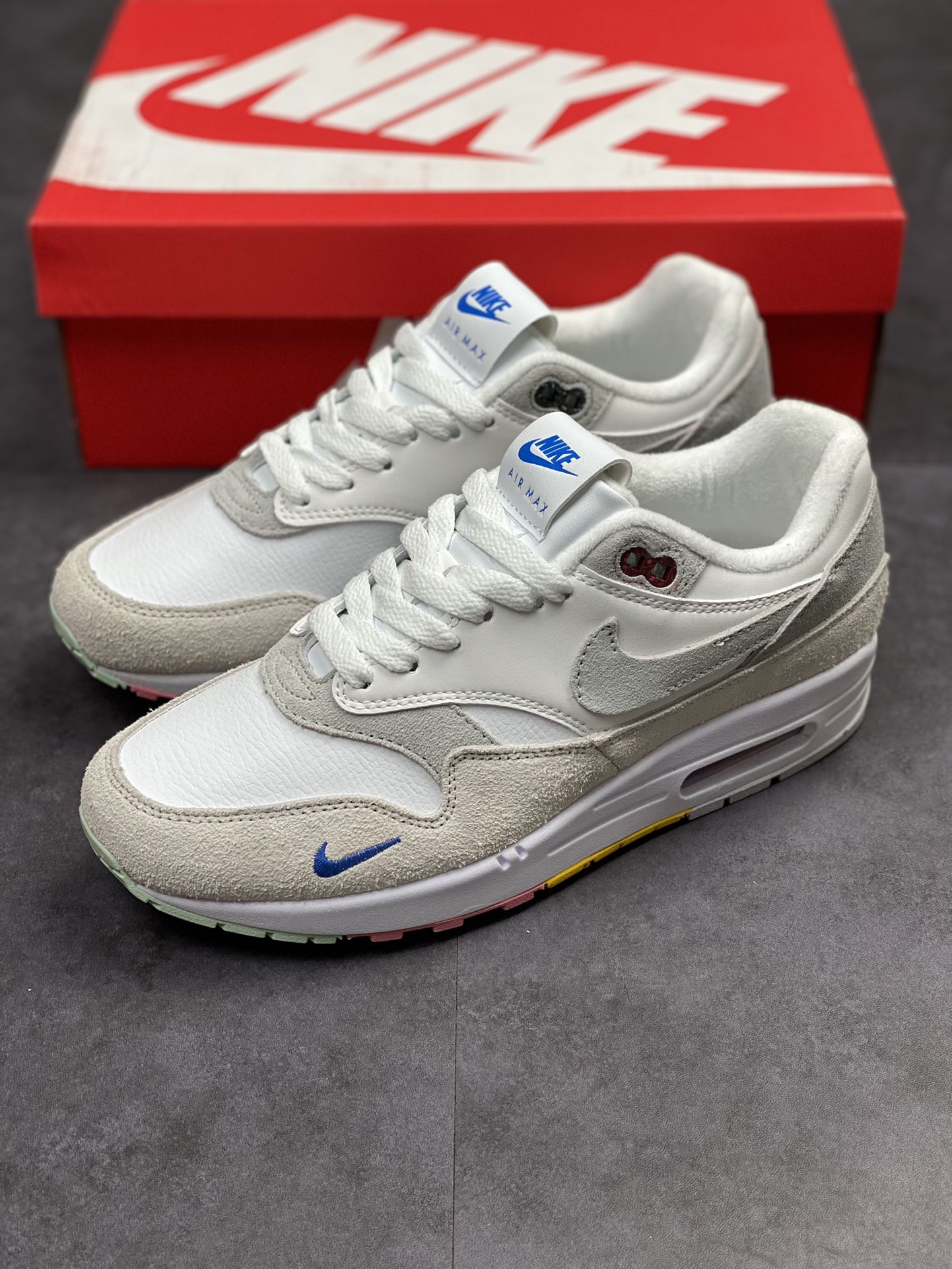 230 Nike Air Max 1 PRM 白灰 复古休闲跑步鞋 FB4959-121