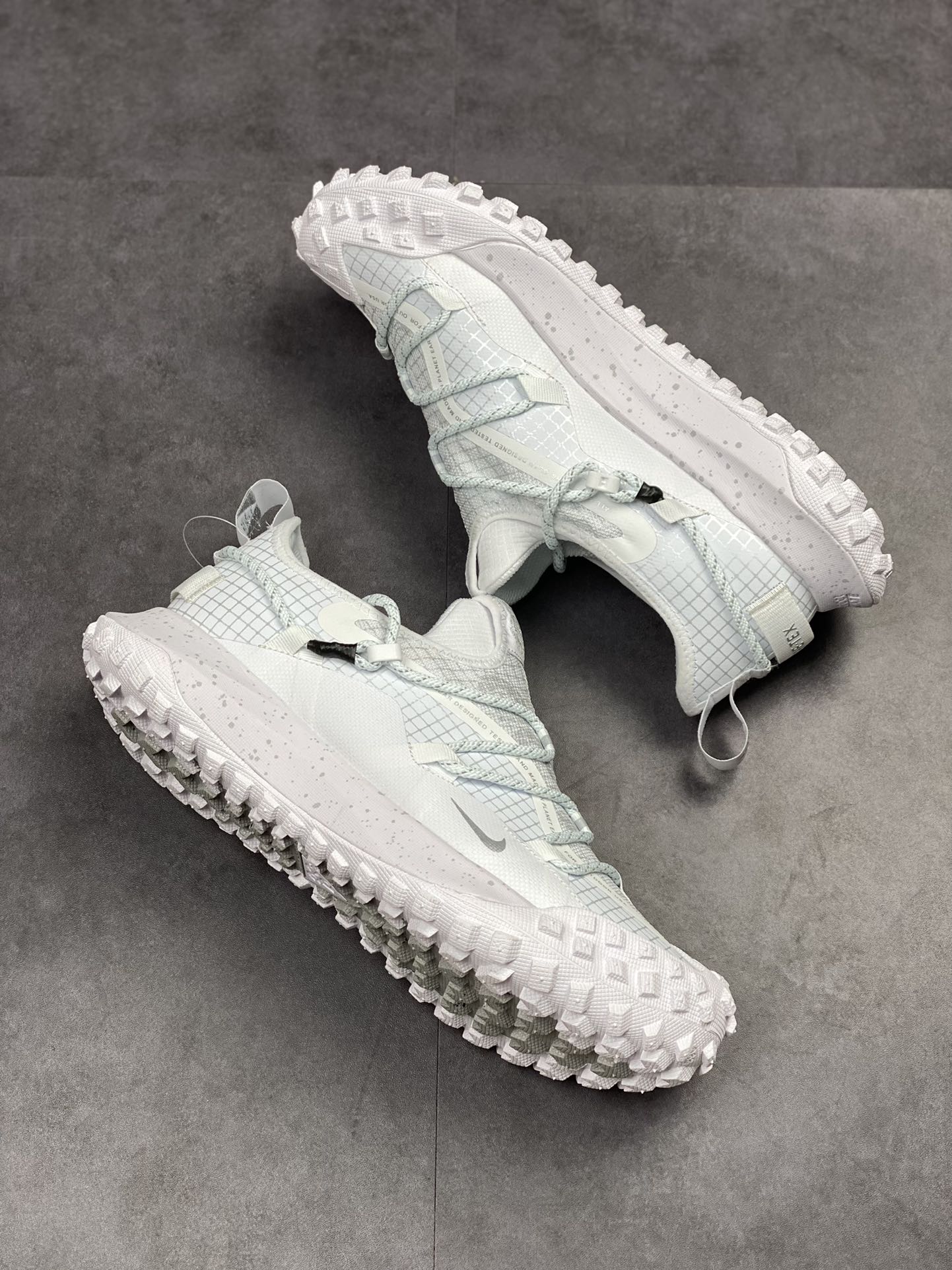 210 NIKE ACG Mountain Fly Low GORE-TEX 户外登山系列 DD2861-011