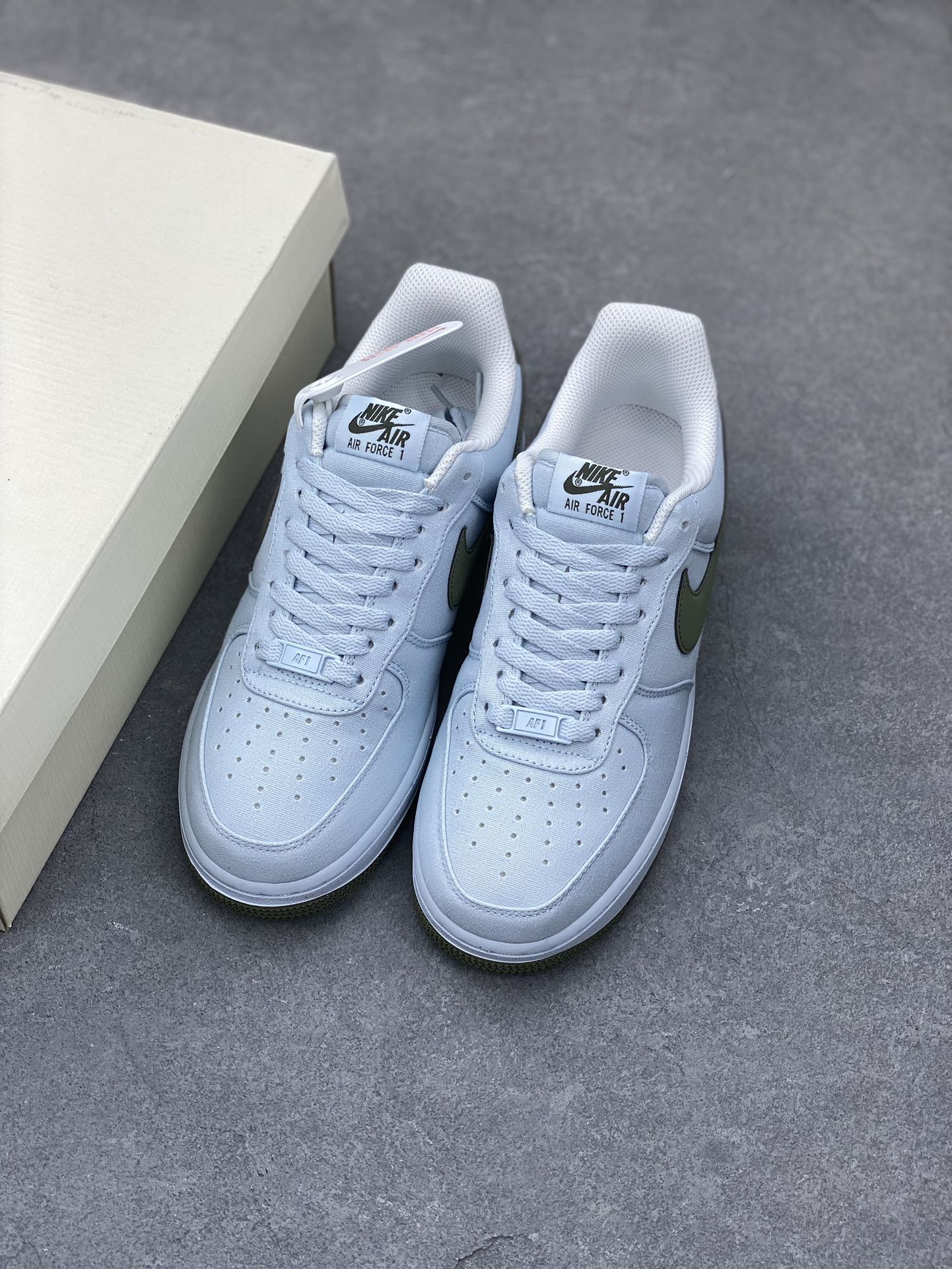 Nike Air Force 1 '07 Low Casual Sneakers - Moon Green Canvas 9 i1677612348 3246 7
