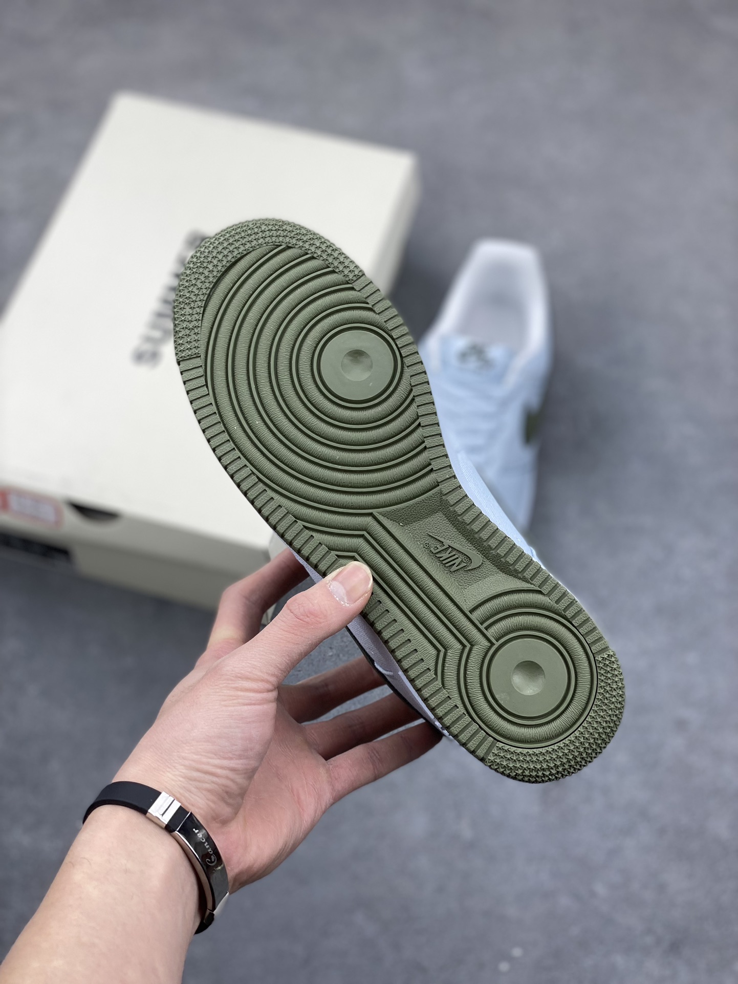 Nike Air Force 1 '07 Low Casual Sneakers - Moon Green Canvas 7 i1677612348 8450 5