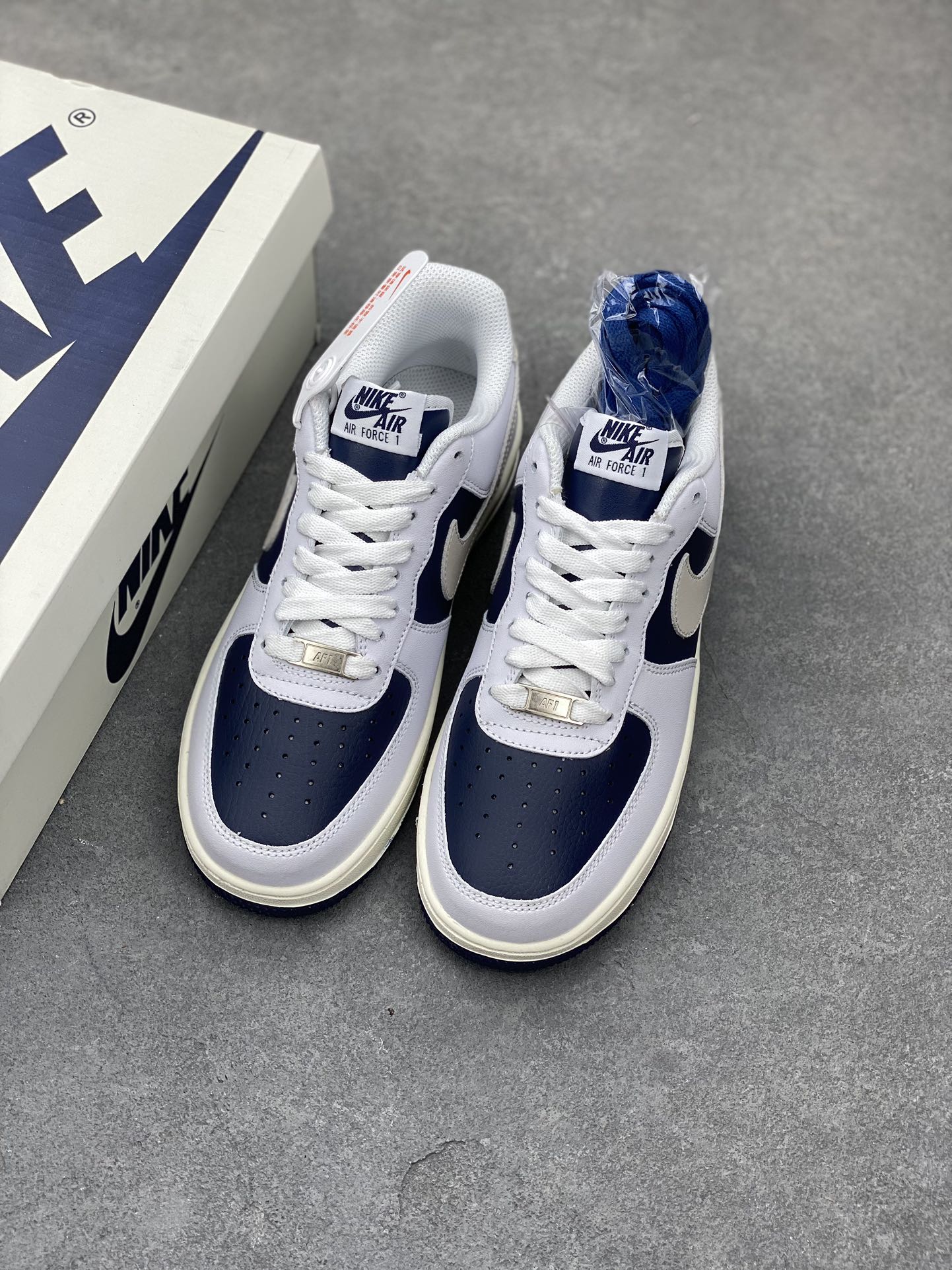Nike Air Force 1 Low '07 'Cream Blue' Casual Sneakers 9 i1677612620 4900 7