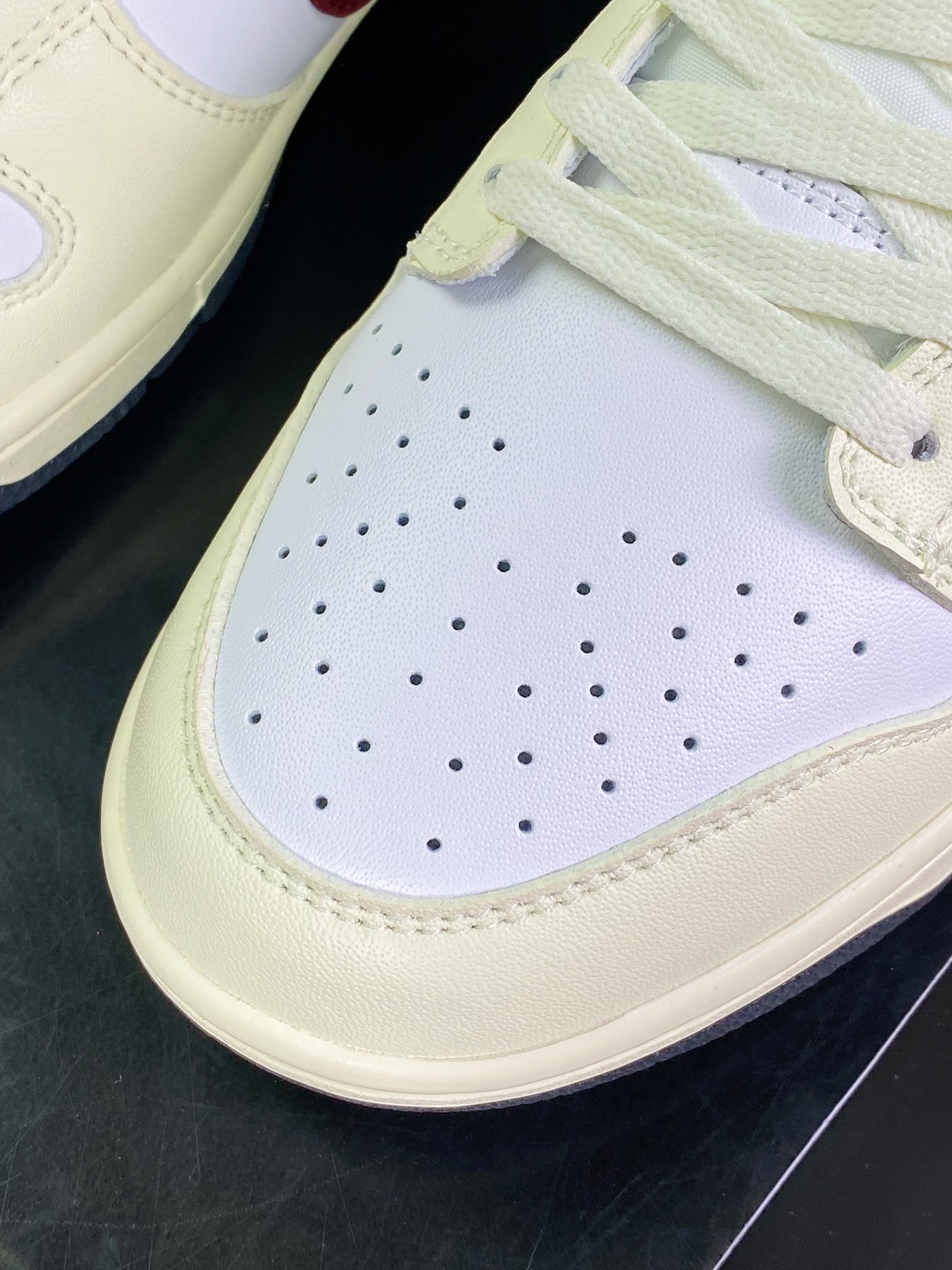 220 SB Dunk Low Retro SP扣篮系列低帮板鞋“拼色深灰白黑”DD1503-117