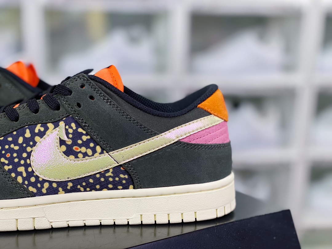 SB Dunk Low ”Rainbow Trout” dunk series low-top sneakers ”dark green rainbow trout” FN7523-300