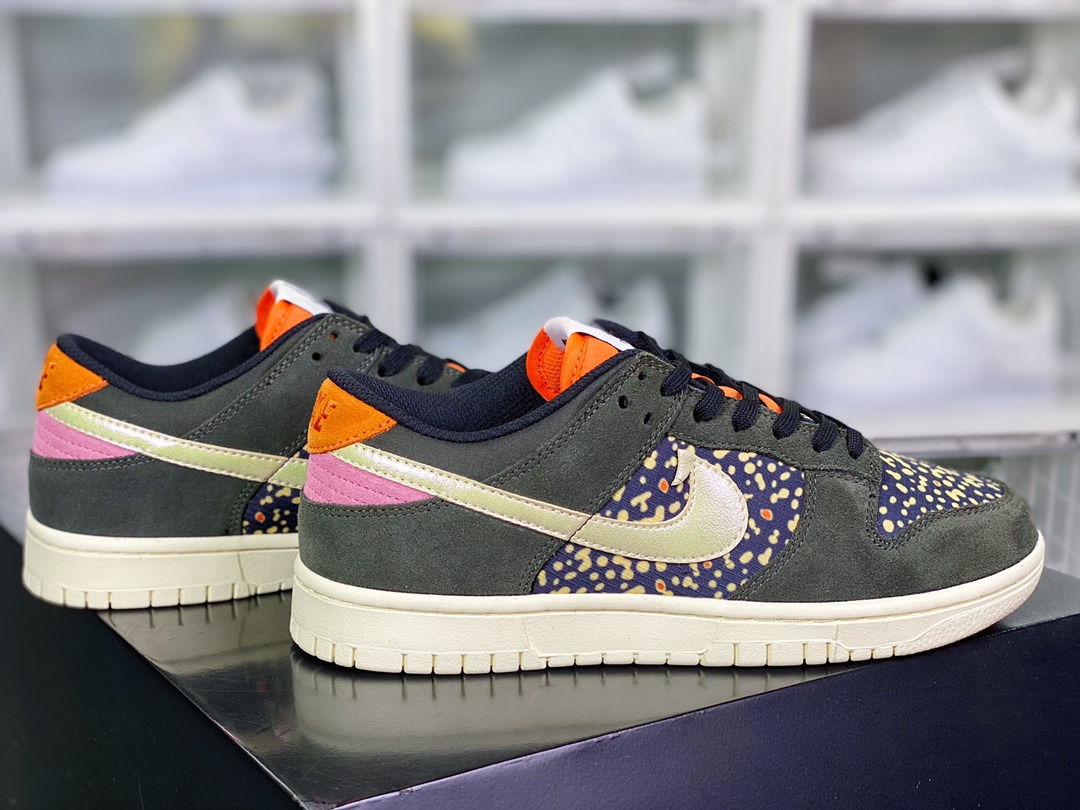 SB Dunk Low ”Rainbow Trout” dunk series low-top sneakers ”dark green rainbow trout” FN7523-300