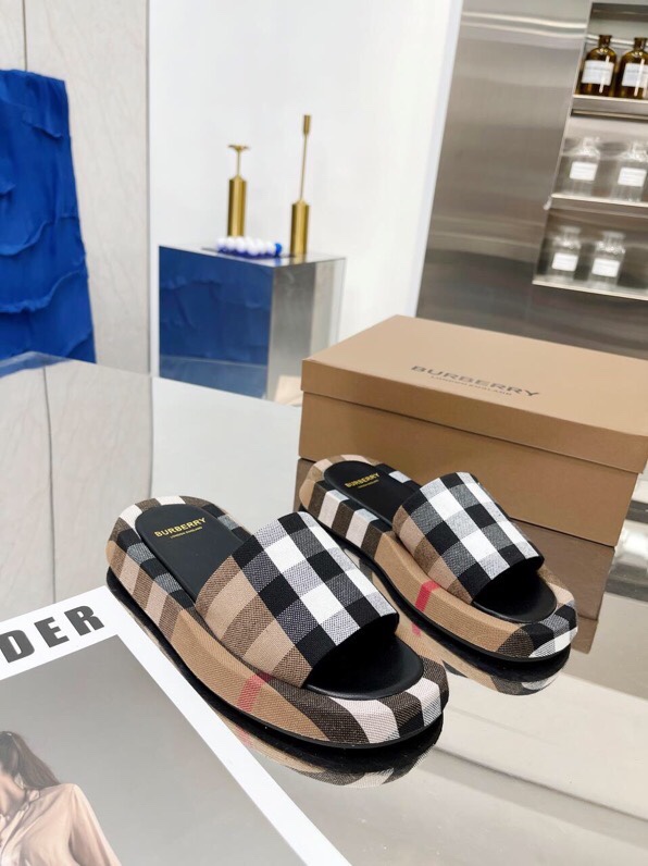 Men’s Burberry Bobelli 2022 Slippers with Classic Embroidery – Size 39-44, Brown, Rubber Sole, Code P504 - 图片 3