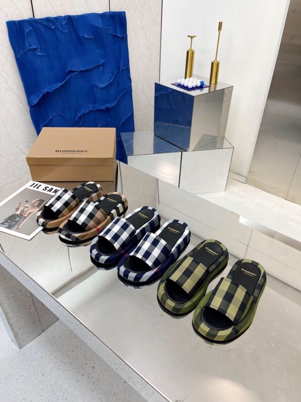 Men’s Burberry Bobelli 2022 Slippers with Classic Embroidery – Size 39-44, Brown, Rubber Sole, Code P504 - 图片 9