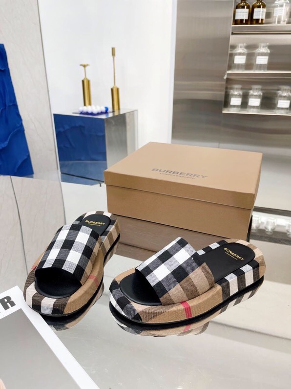 Men’s Burberry Bobelli 2022 Slippers with Classic Embroidery – Size 39-44, Brown, Rubber Sole, Code P504 - 图片 4