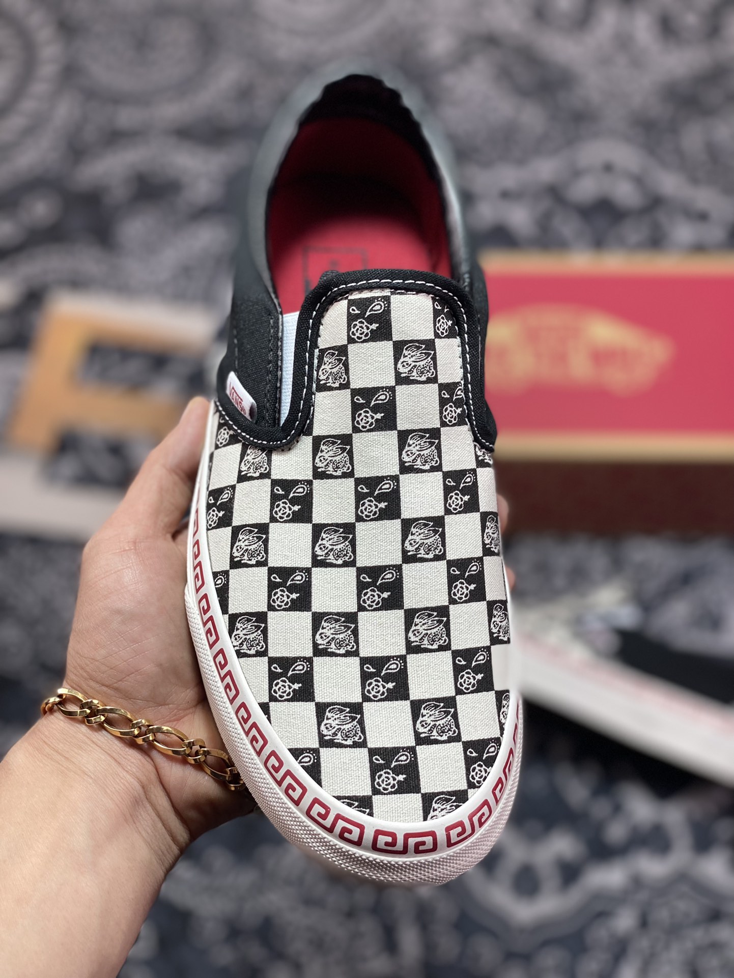 Vans Slip-On Year of the Rabbit zodiac joint Vans official lazy one-leg checkerboard canvas shoes