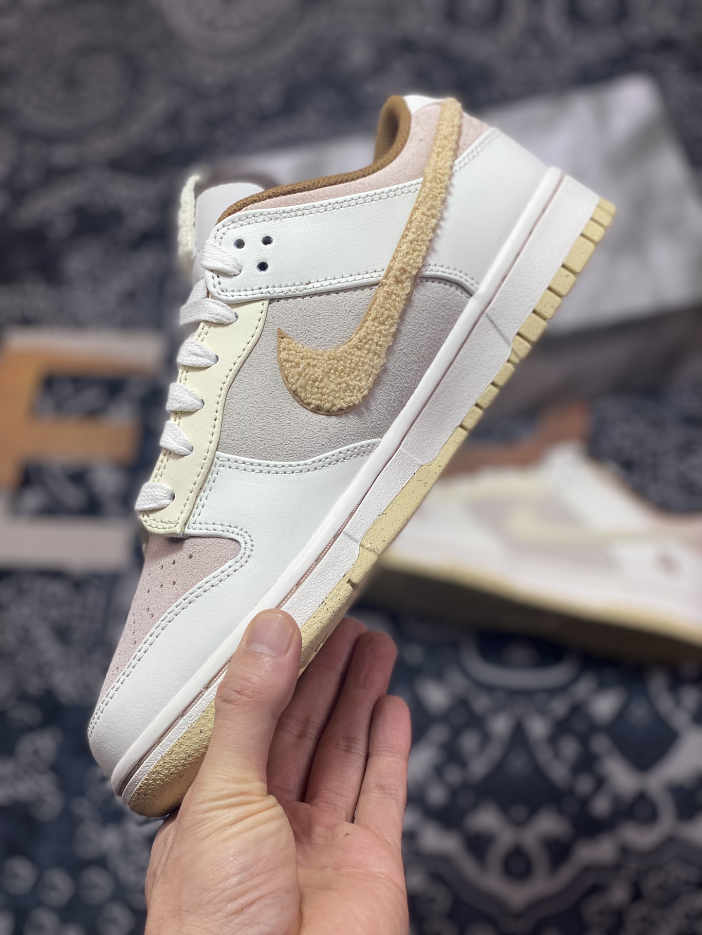 dunk扣篮系列低帮休闲运动滑板板鞋“浅棕米白穗兔”4203-211