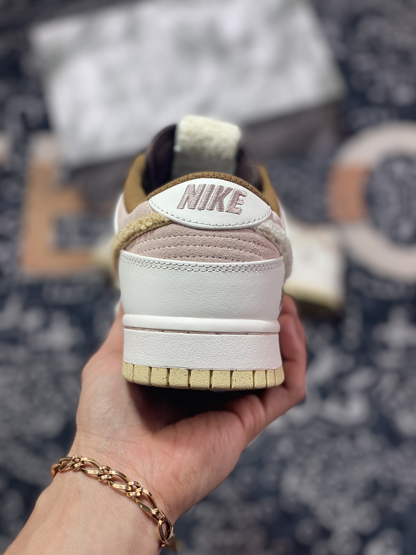 dunk扣篮系列低帮休闲运动滑板板鞋“浅棕米白穗兔”4203-211