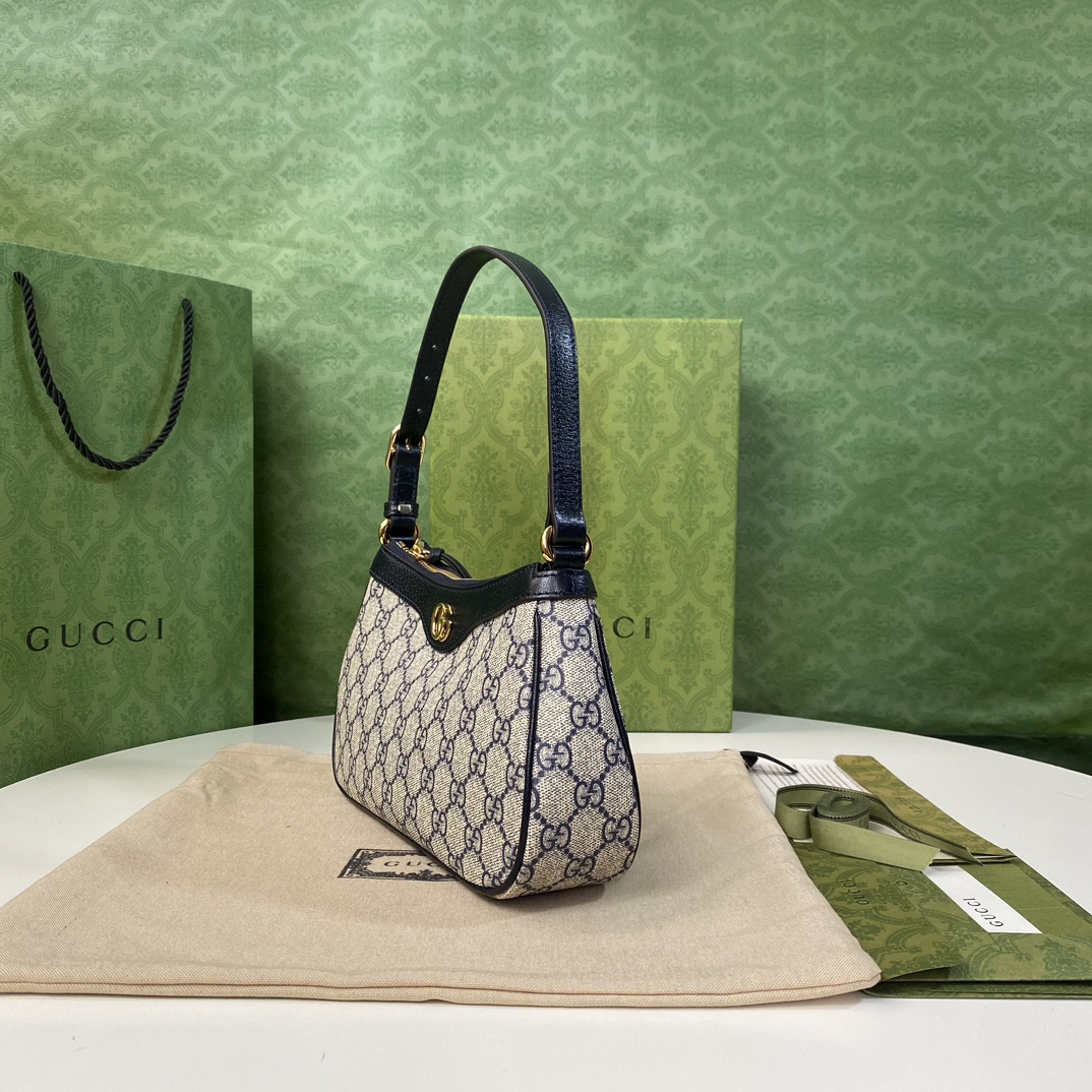 Gucci 735145 Beige Blue GG Supreme W25xH15xD6 5cm shoulder everyday