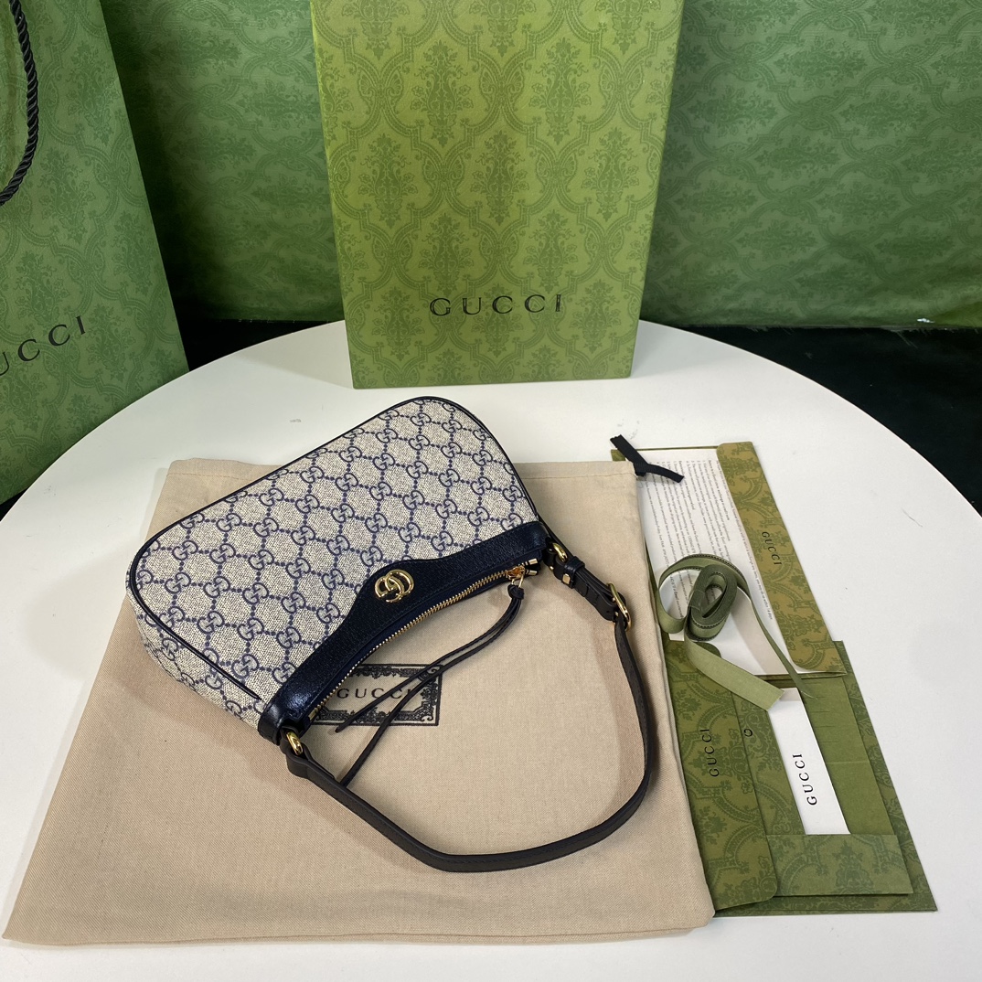 Gucci 735145 Beige Blue GG Supreme W25xH15xD6 5cm shoulder everyday