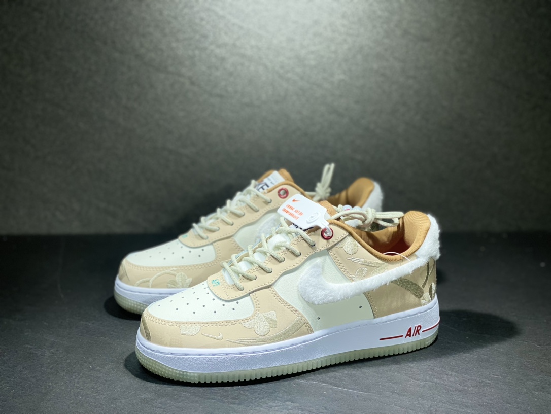 220 Nike Air Force 1 空军一号运动板鞋  FD4341-101