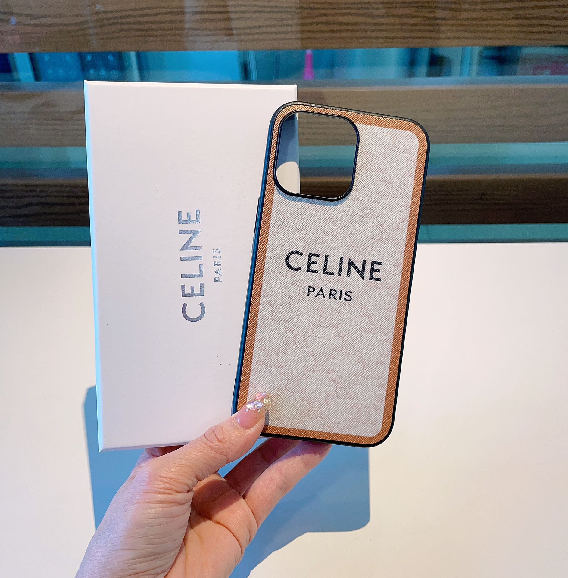 Celine赛琳官网同步复古老花系列