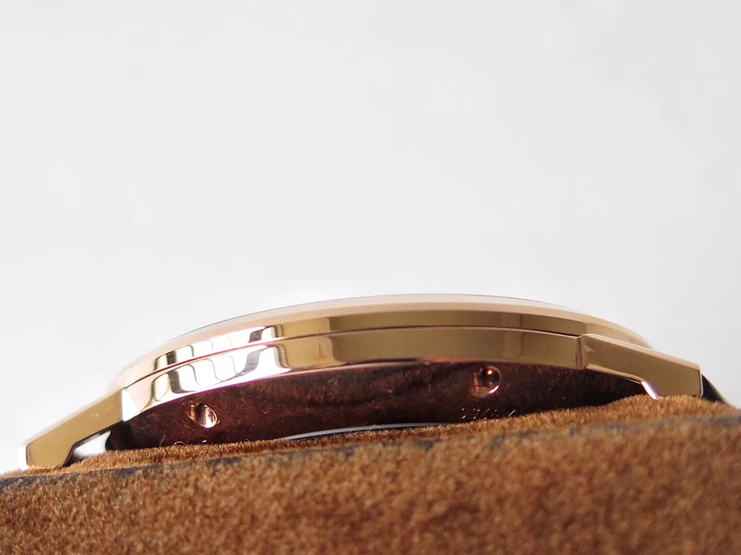 Piaget BJ 伯爵Altiplano系列 超薄升级版 壳套采用316精钢材质打磨 每个壳套全程CNC处理所有细节达到完美