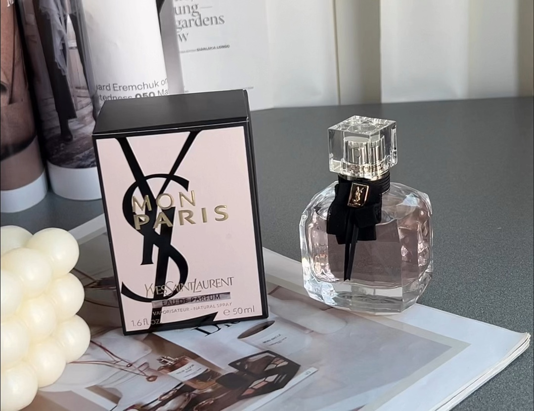 Reverse Paris perfume real shot video📷