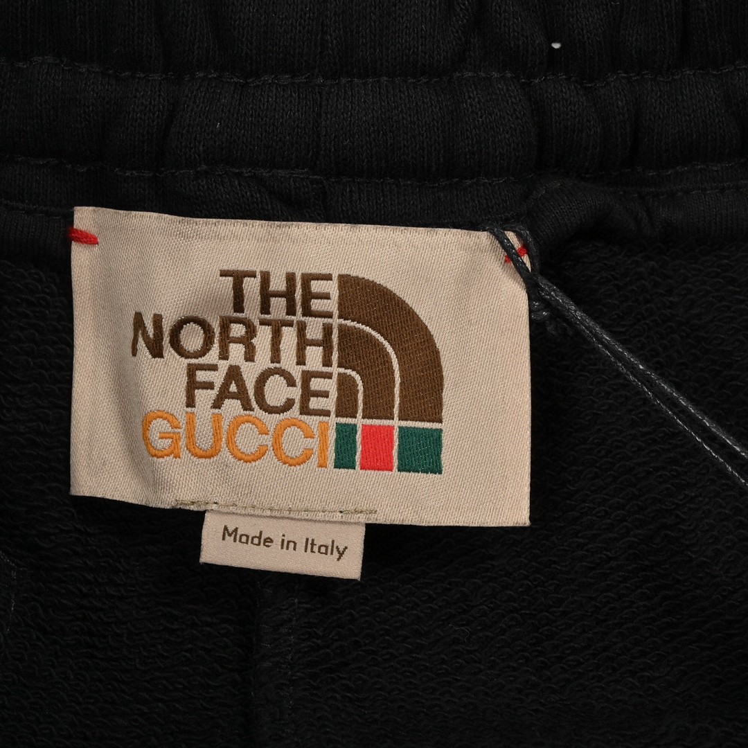 Gucci x TNF 北面联名款米白短裤 380克鱼鳞纹面料