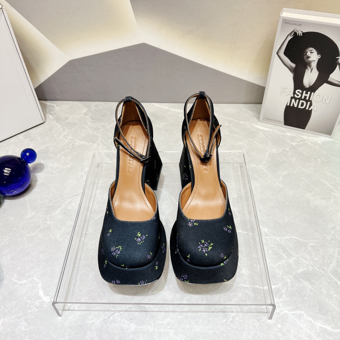 2023 Spring/Summer High-Heel Sole Series by SHUSHU/TONG: European Style Elegance in Custom Fabric