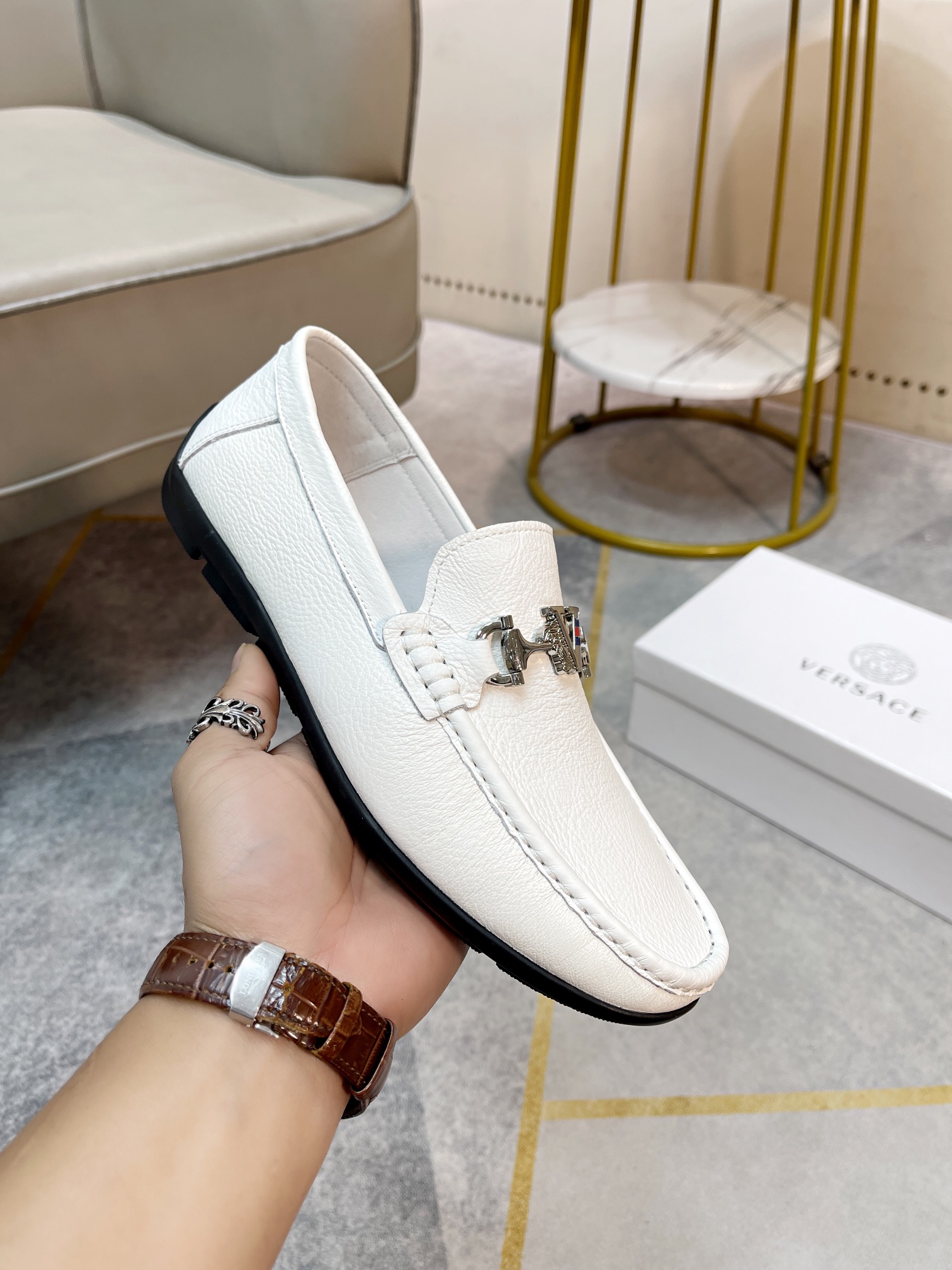Foto de combinación [Forro de piel de oveja, hermoso embalaje] Versace zapatos de cuero casual de ne