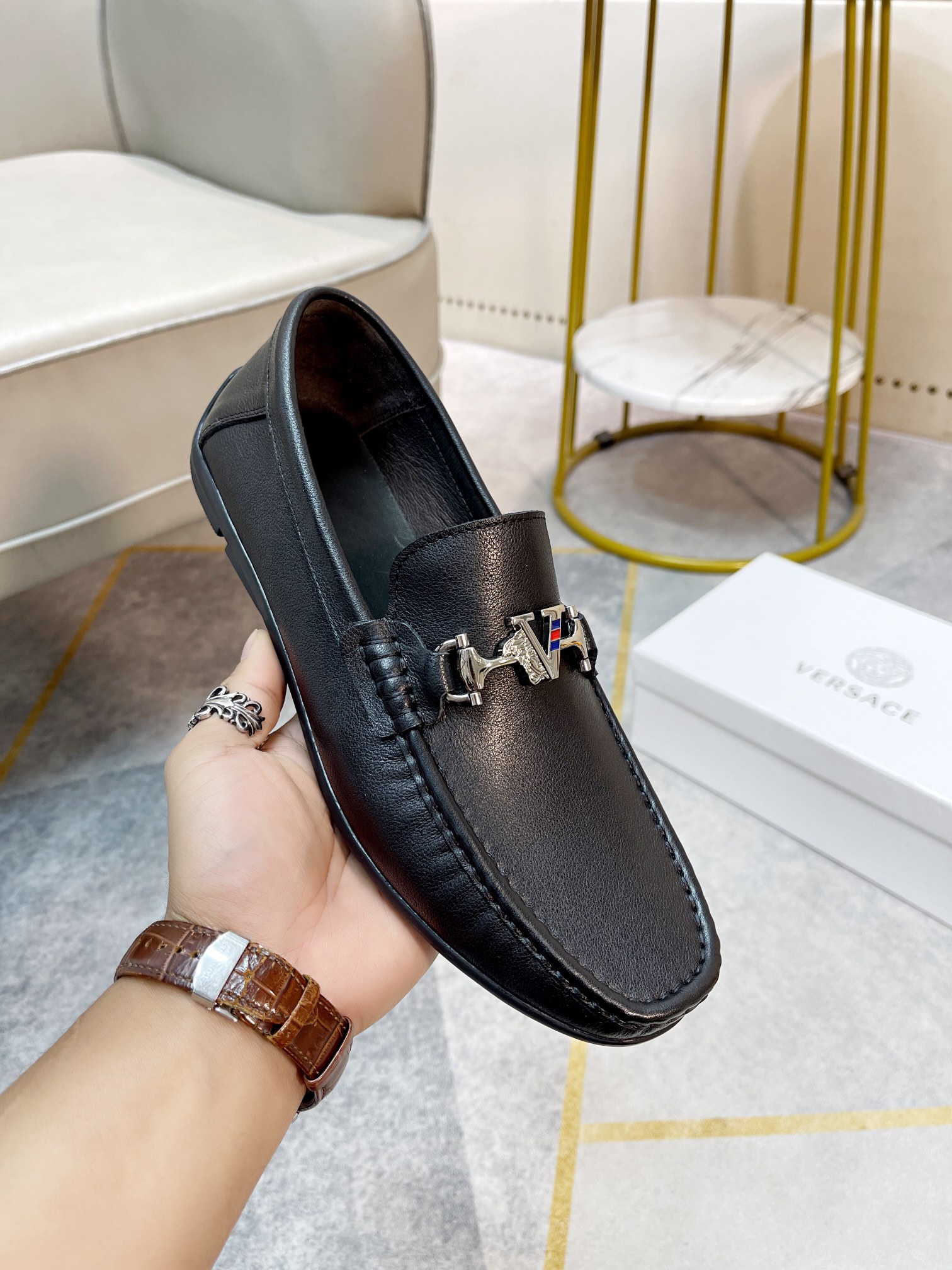 Foto de combinación [Forro de piel de oveja, hermoso embalaje] Versace zapatos de cuero casual de ne