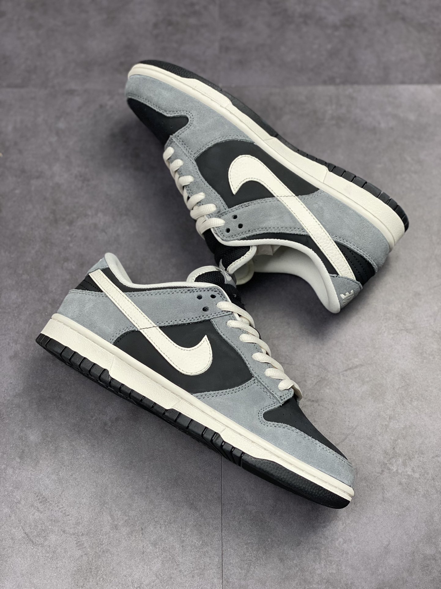 260 Nike SB Dunk Low 元年黑灰 304714-004