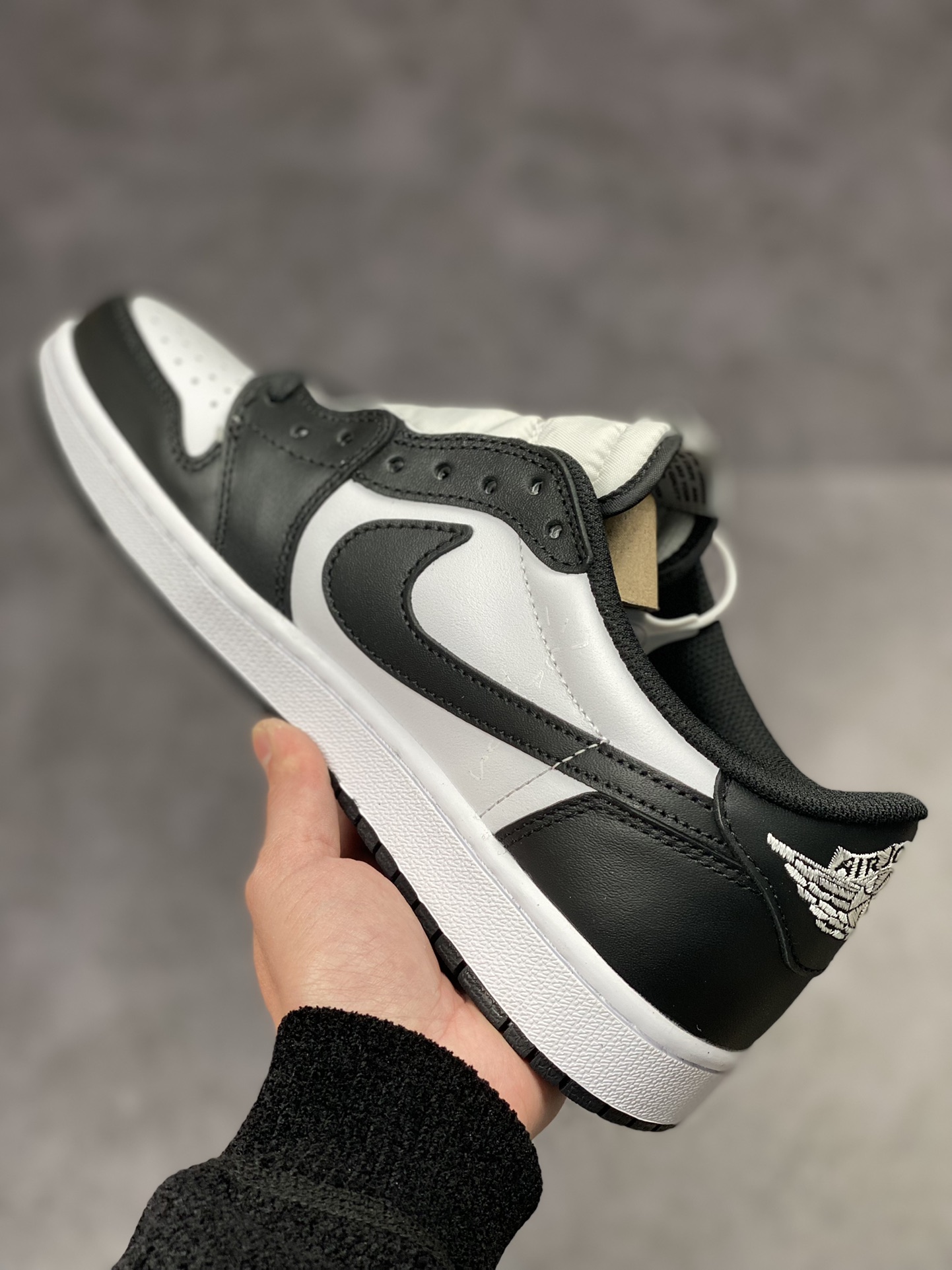 Travis Scott x Air Jordan 1 Low Black and White Panda Barb DM7866-007