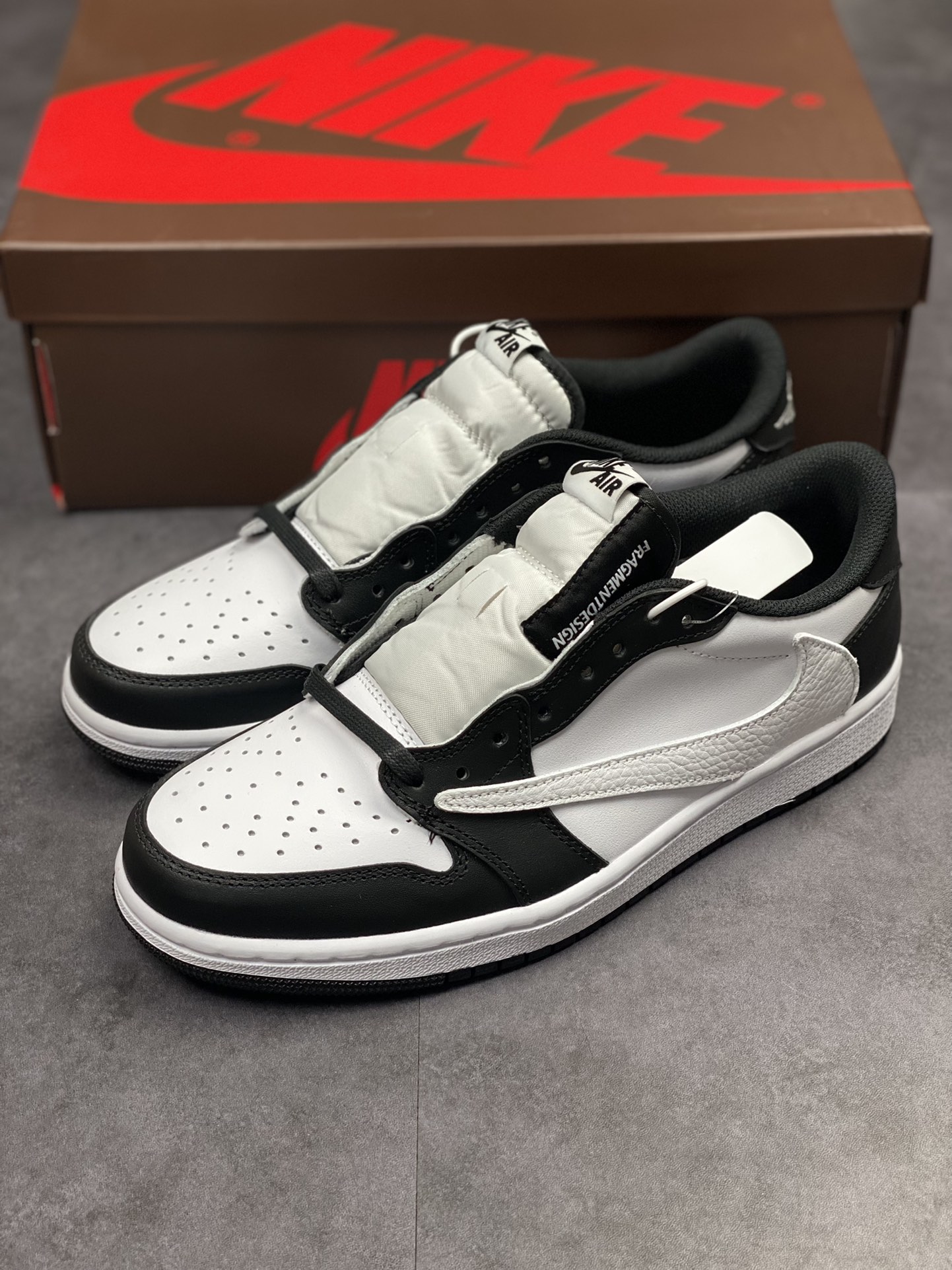 Travis Scott x Air Jordan 1 Low Black and White Panda Barb DM7866-007