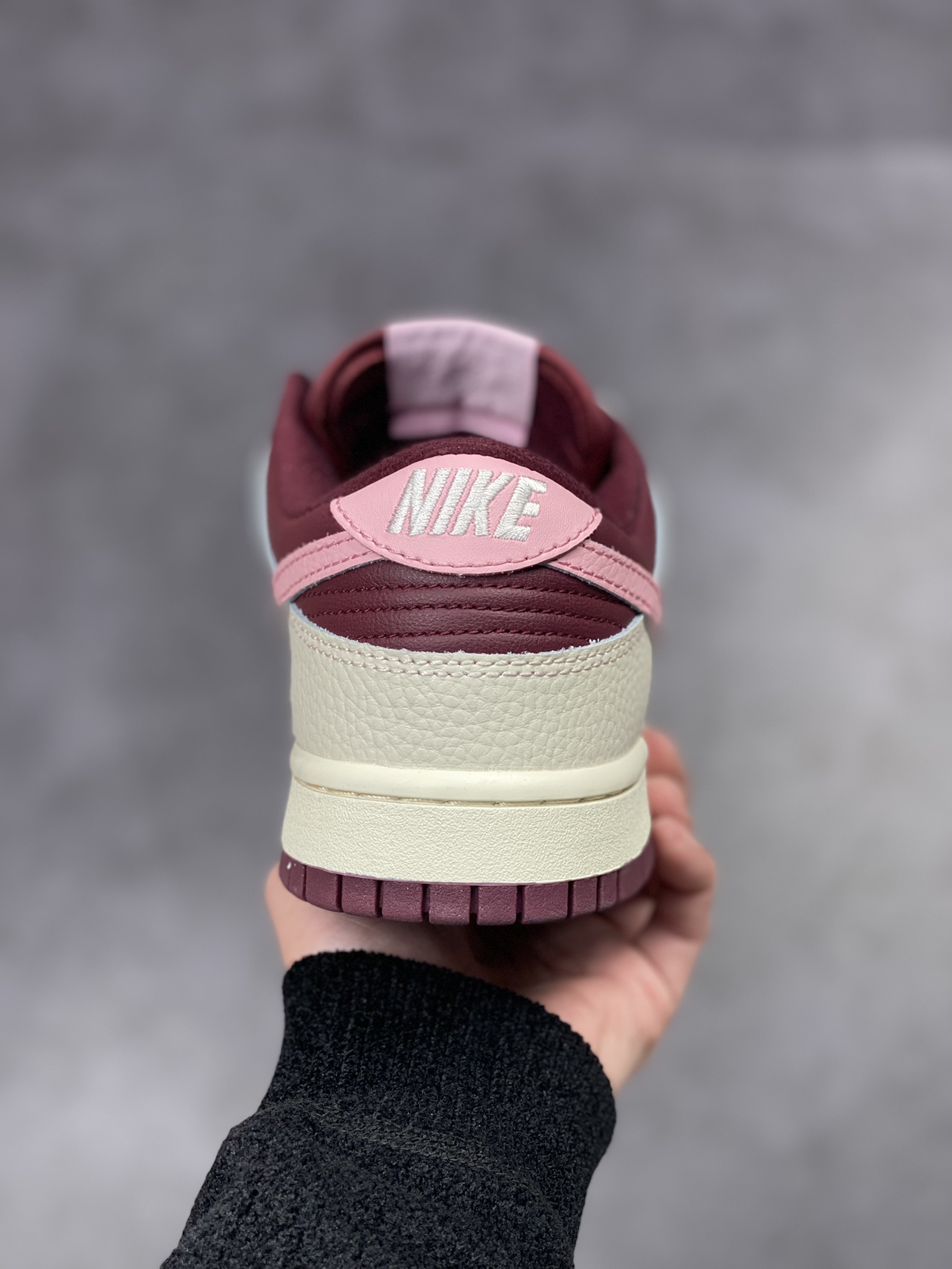 180 NIKE SB Dunk Low 酒红配色 性价比天花板  DR9705-100