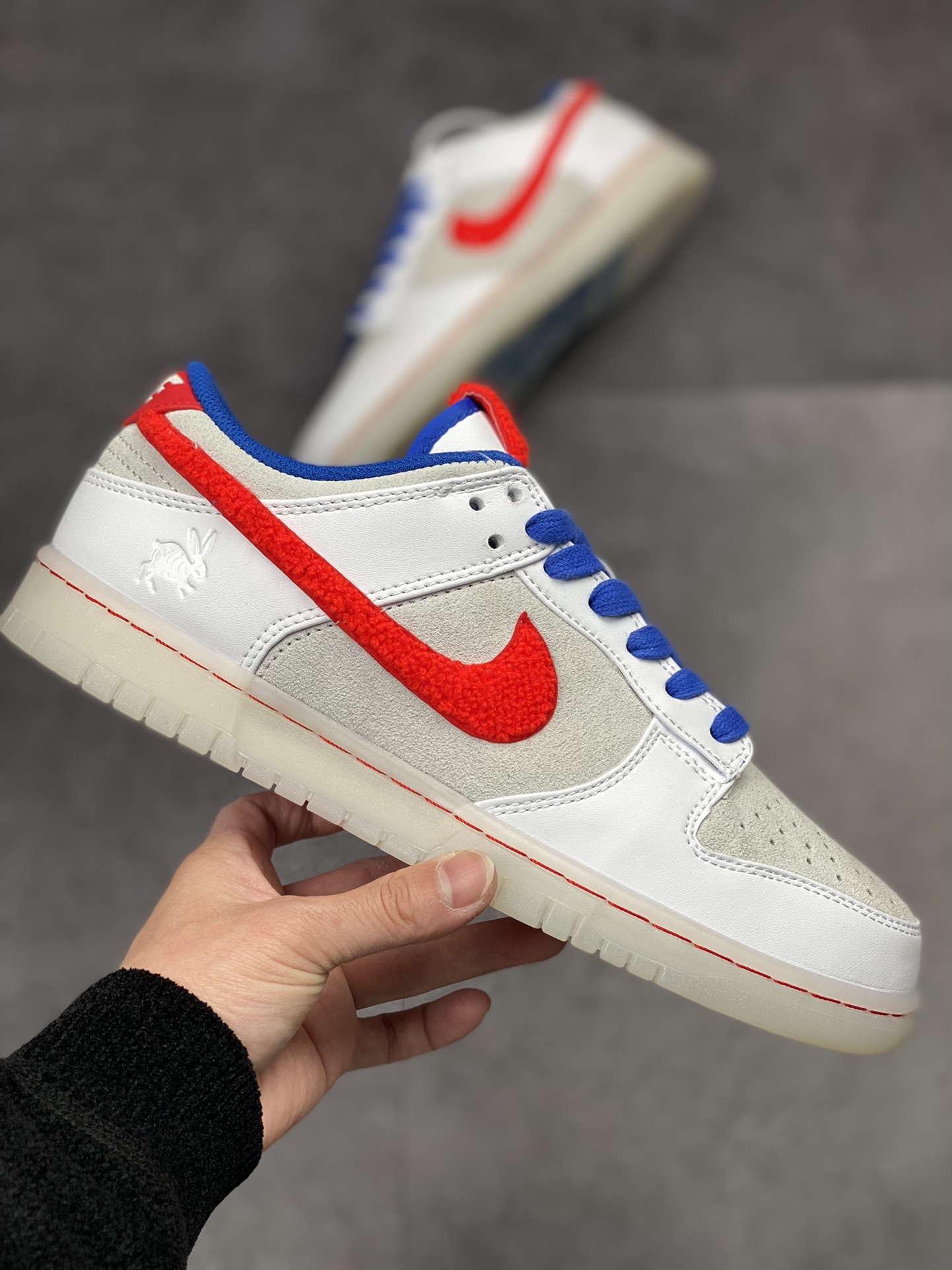 210 Nike SB Dunk Low RETRO 白蓝红 兔年限定FD4203-161