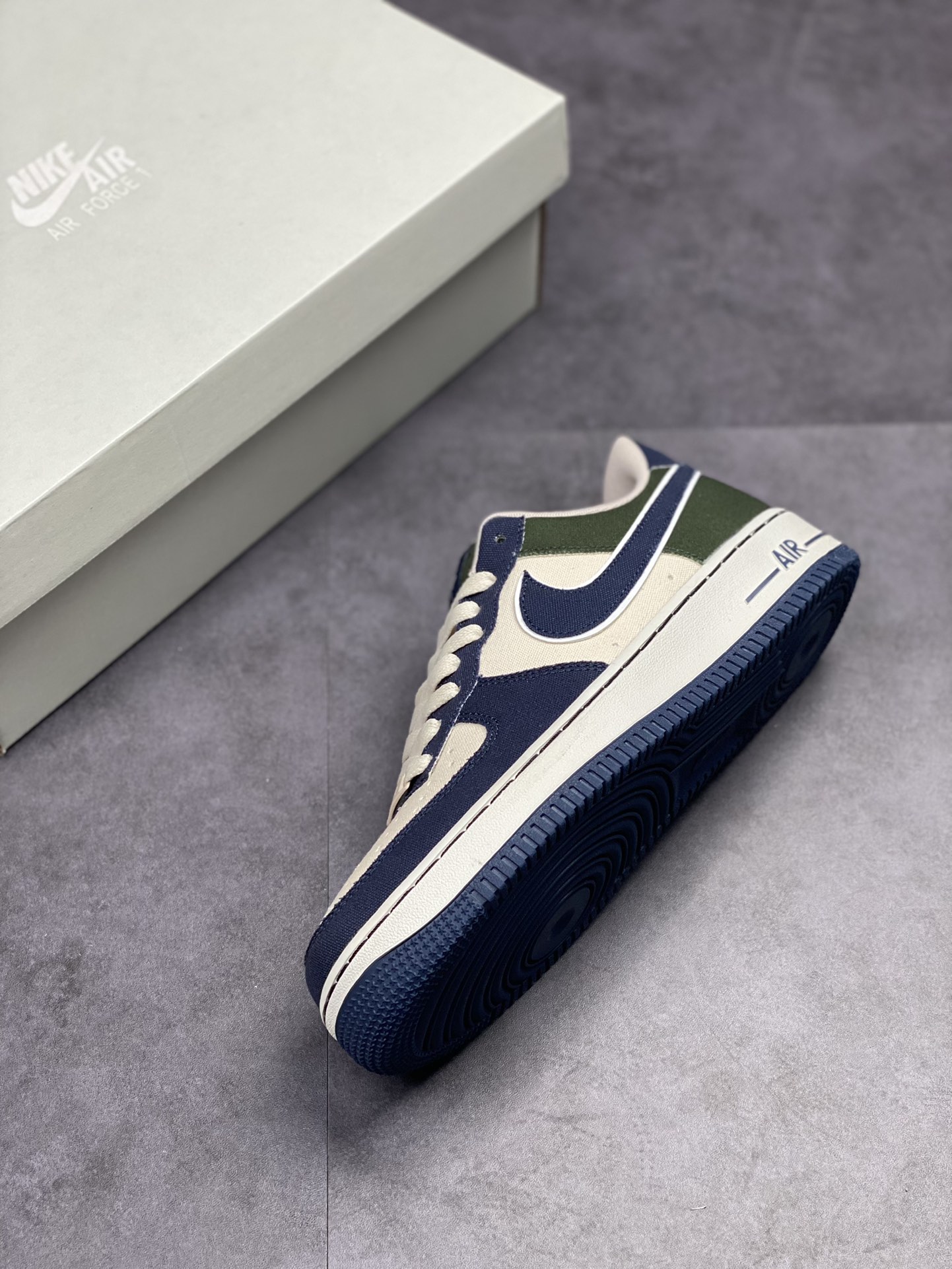 180 Nike Air Force 1 Low 07 米绿蓝315122-661