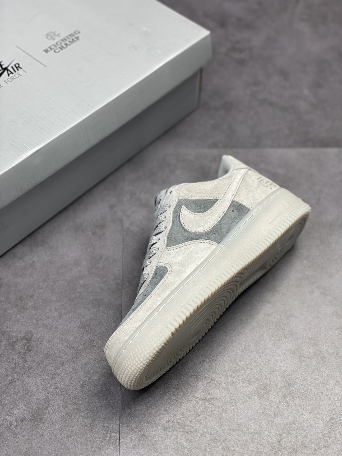 240 Nike Air Force 1 Low 07 卫冕冠军 NB5563-066