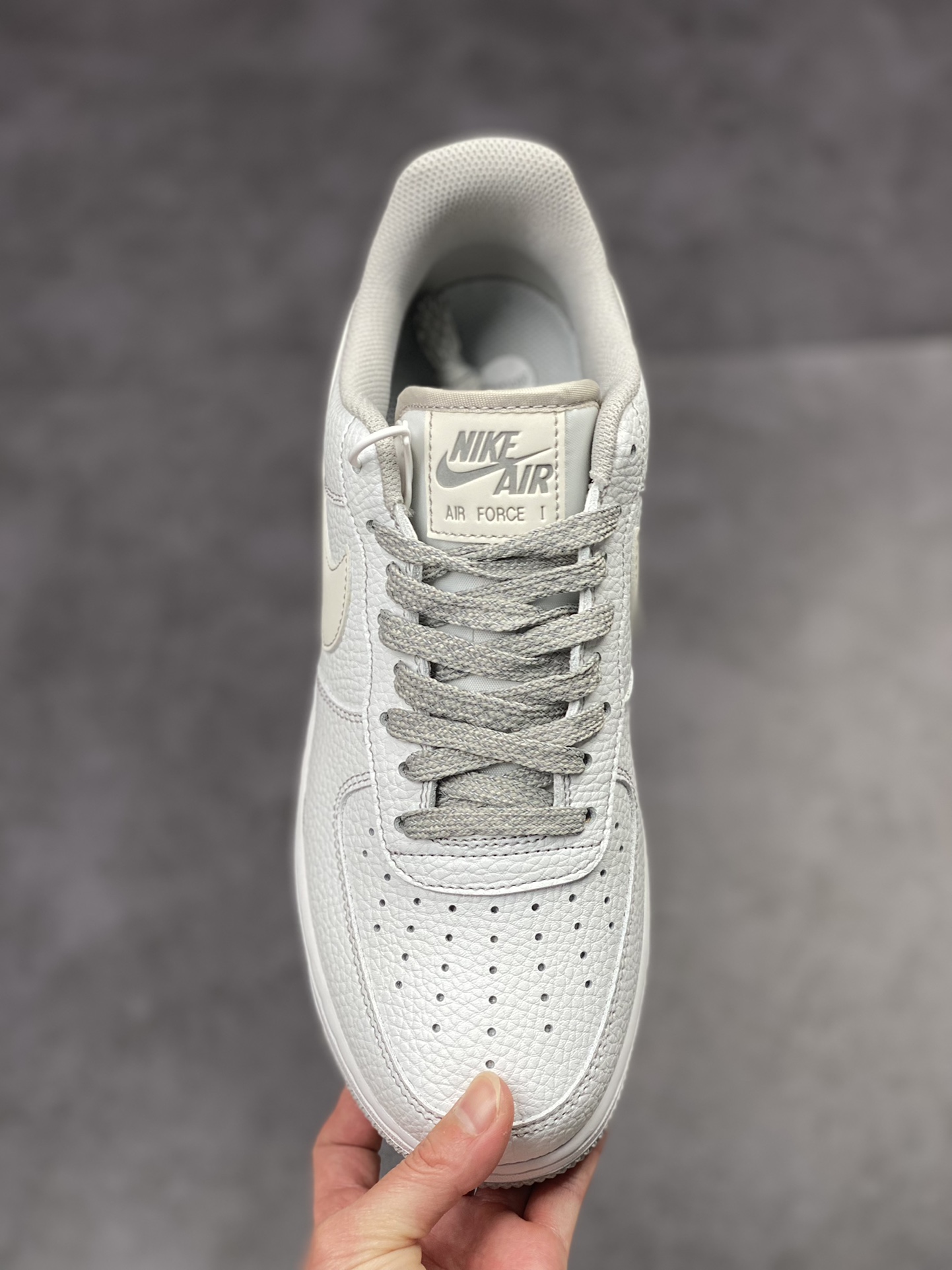 230 Nike Air Force 1 Low 07 白灰 UO5369-603