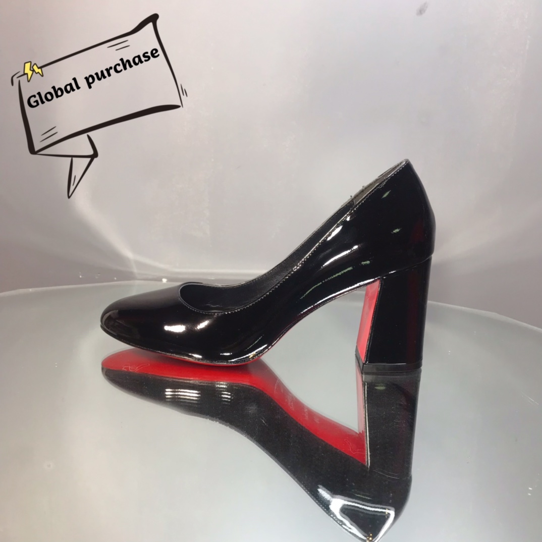 NO:336815,High-end custom classic series!  H8.5Cm size 35-42. genuine leather big sole.-23 black leather, official website synchronization standard European code Reference:-23 Color:black Material:patent Lining:red goat leather Heel height:8.5Cm Sole:leather sole Size:EU 35-42 (US 4-11):,,christian louboutin,Leather soles19860909高端订制 精典款系列！ H8.5Cm尺码35-42码.真皮大底 .－23黑柒皮,官网同步 标准欧码 Reference:-23 Color:black Material:patent Lining:red goat leather Heel heigh:8.5Cm Sole:leather sole Size:EU 35－42（US 4一11) :,,christian louboutin,Leather soles,Women's Shoes