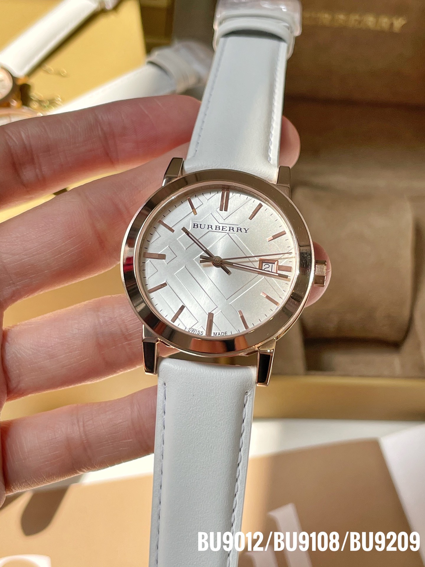Burberry Watches: BU9012, BU9108, BU9209 – Steel Shell, Sapphire Glass, Real Skin Tablet - 图片 5