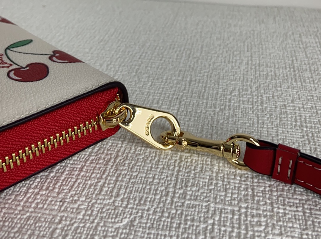 Coach ～coachCF406 新款限量款樱桃印花court钱包