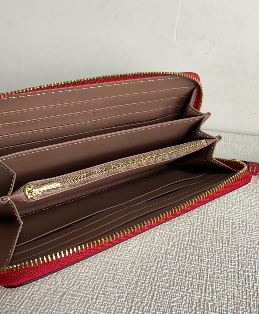 Coach ～coachCF406 新款限量款樱桃印花court钱包