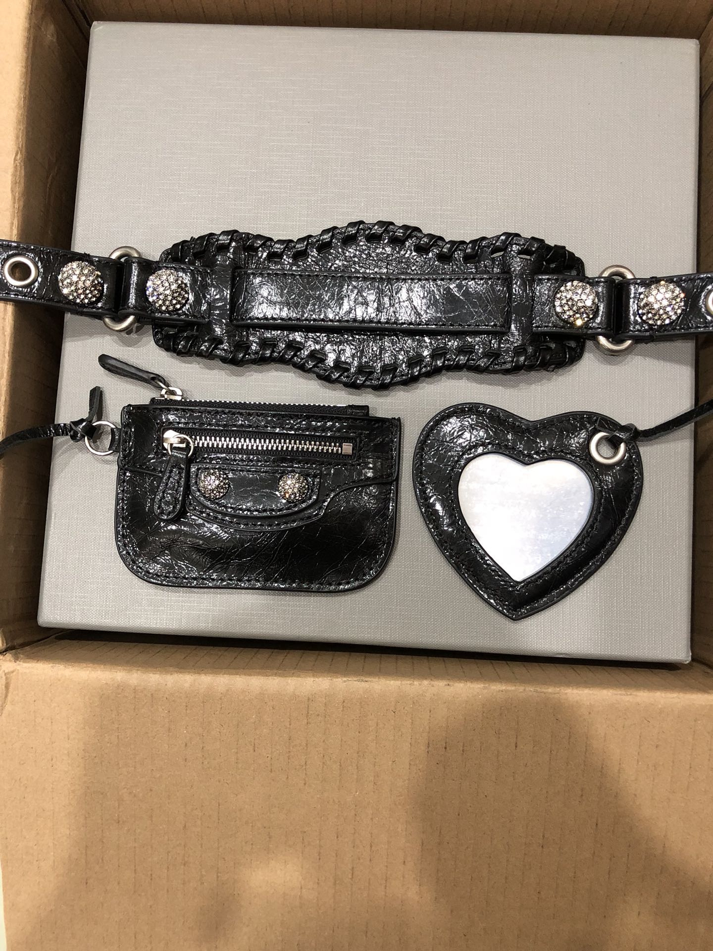 Balenciaga Balenciag Le Cagole半月牙腋下包饺子包