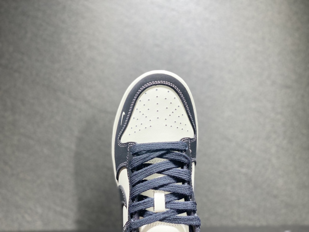 260 Nike SB dunk Low低帮休闲运动滑板板鞋 FC1688-300