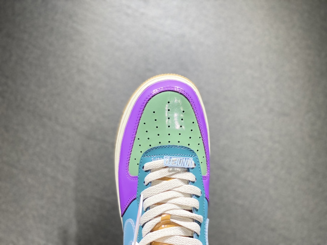 240 Nike Air Force 1 空军一号运动板鞋  DV5255-500