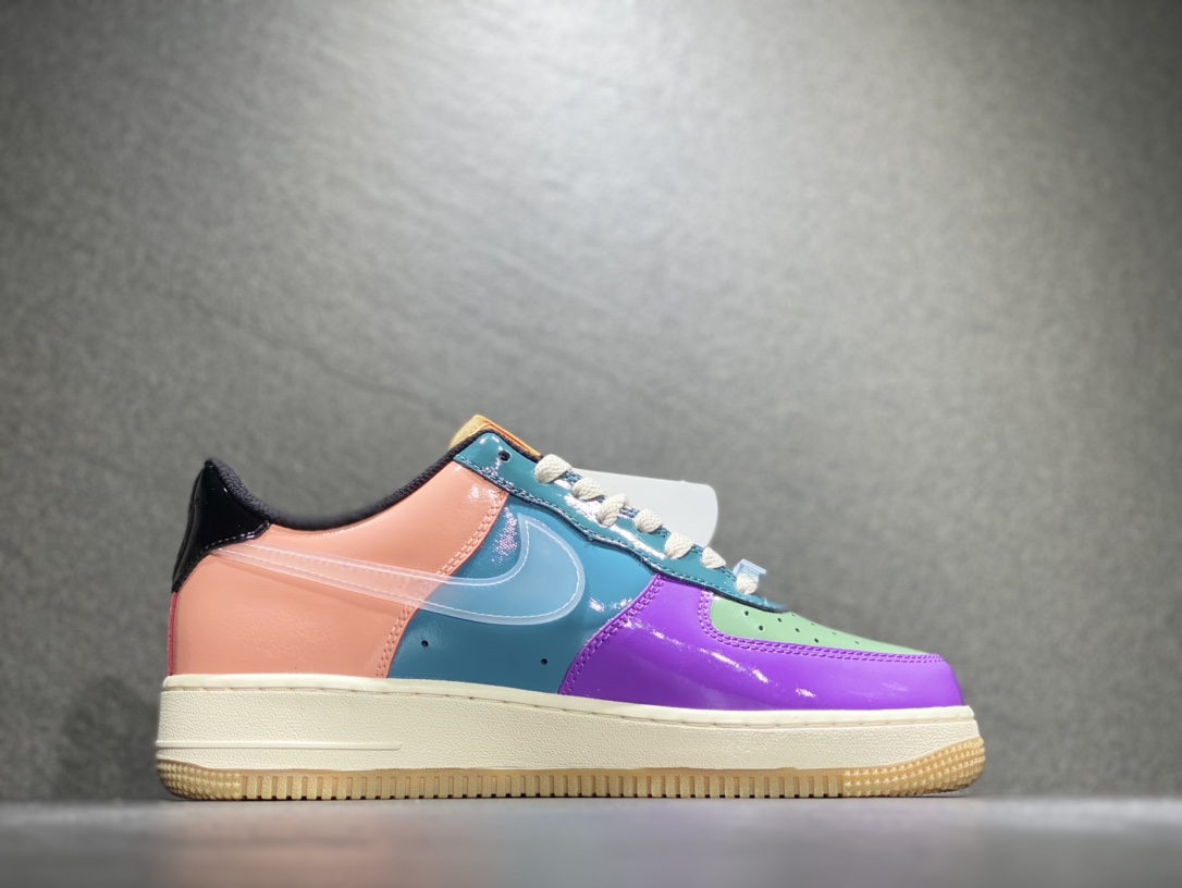 240 Nike Air Force 1 空军一号运动板鞋  DV5255-500