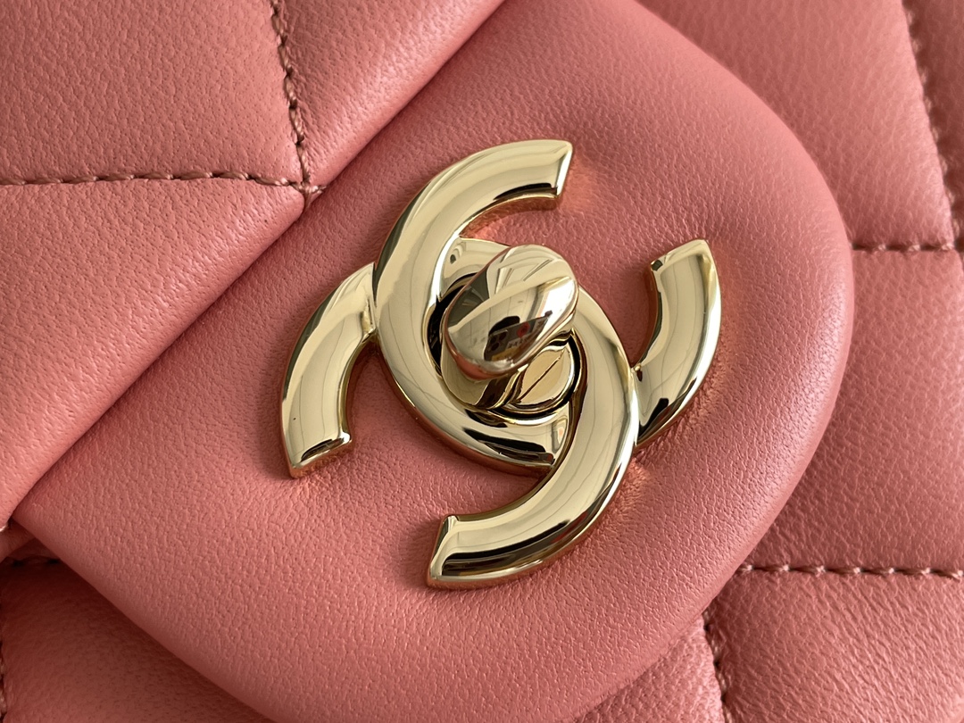 🌼现货 白金版▪️正品级 包装如图全新到货‼️𝗖𝗵𝗮𝗻𝗲𝗹 ｜新色𝗠𝗶𝗻𝗶口盖𝗖𝗙手腕包专柜售价𝟛𝟠𝟟𝟙