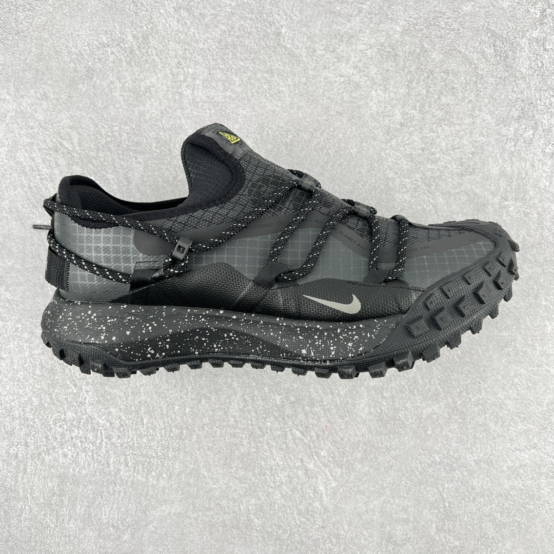 NK ACG Mountain Fly Low GTX SE zapatilla de senderismo y montaña DD2861-002. El empeine utiliza material GORE-TEX, lige…