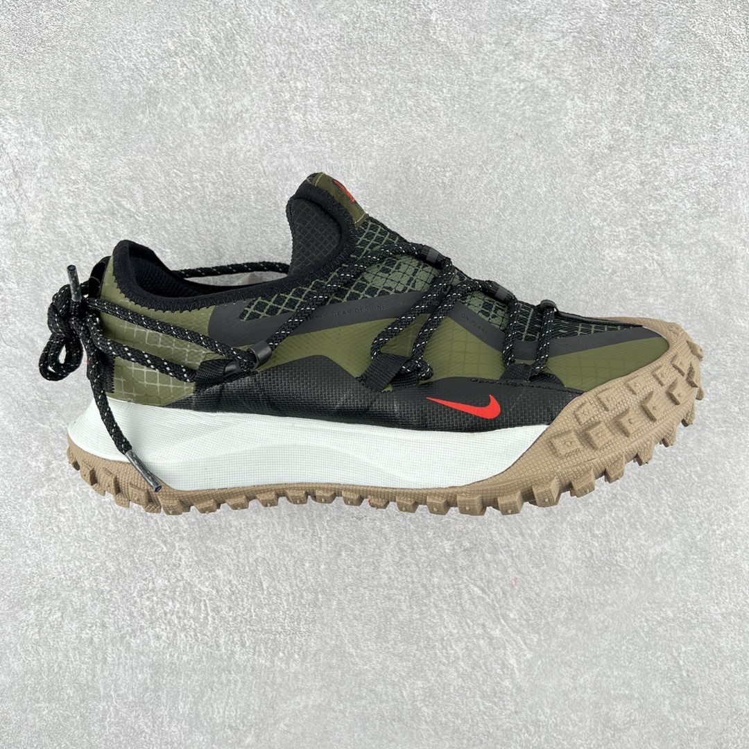 NK ACG Mountain Fly Low GTX SE zapatilla de senderismo y montaña DO9334-300. El empeine utiliza material GORE-TEX, lige…